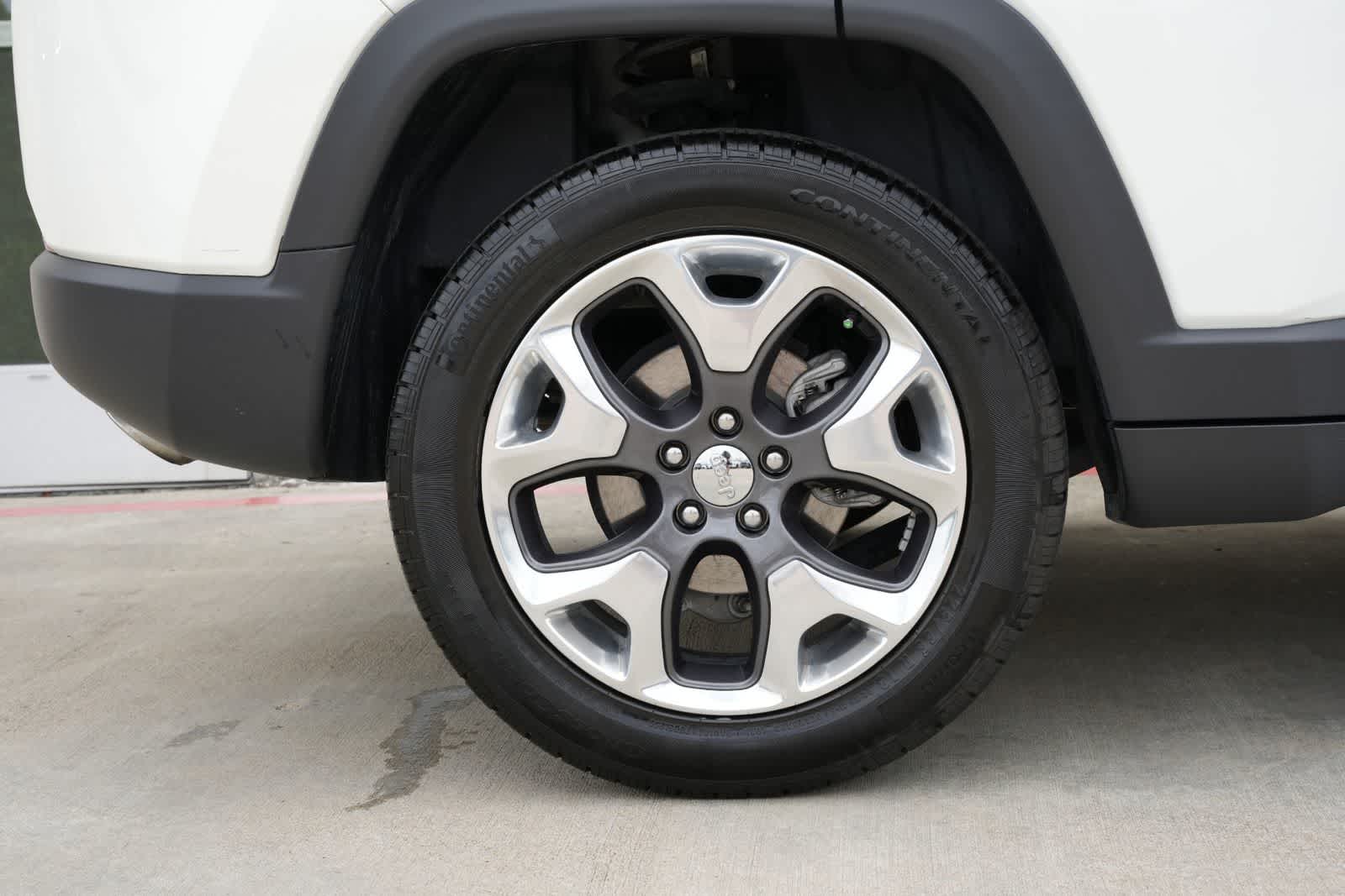 Thumbnail: 2020 Jeep Compass - 23