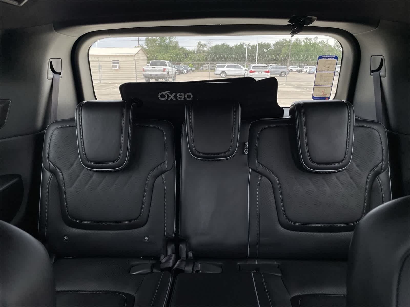 Thumbnail: 2025 INFINITI QX80 - 20
