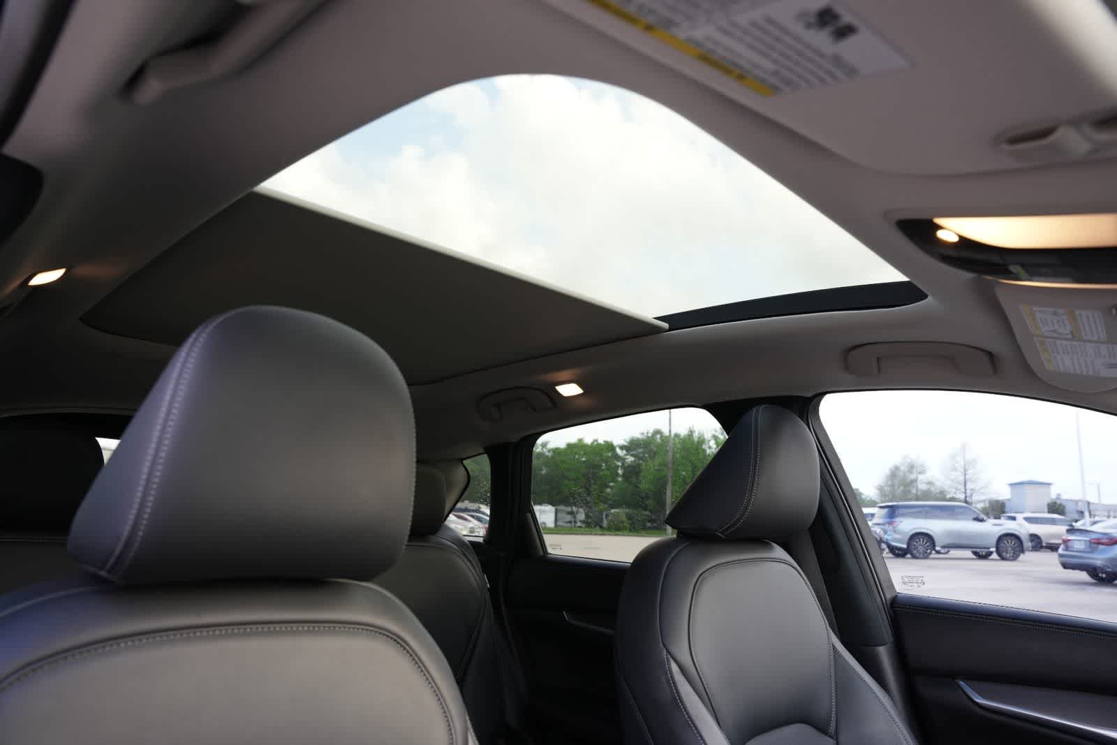 Thumbnail: 2023 INFINITI QX50 - 23