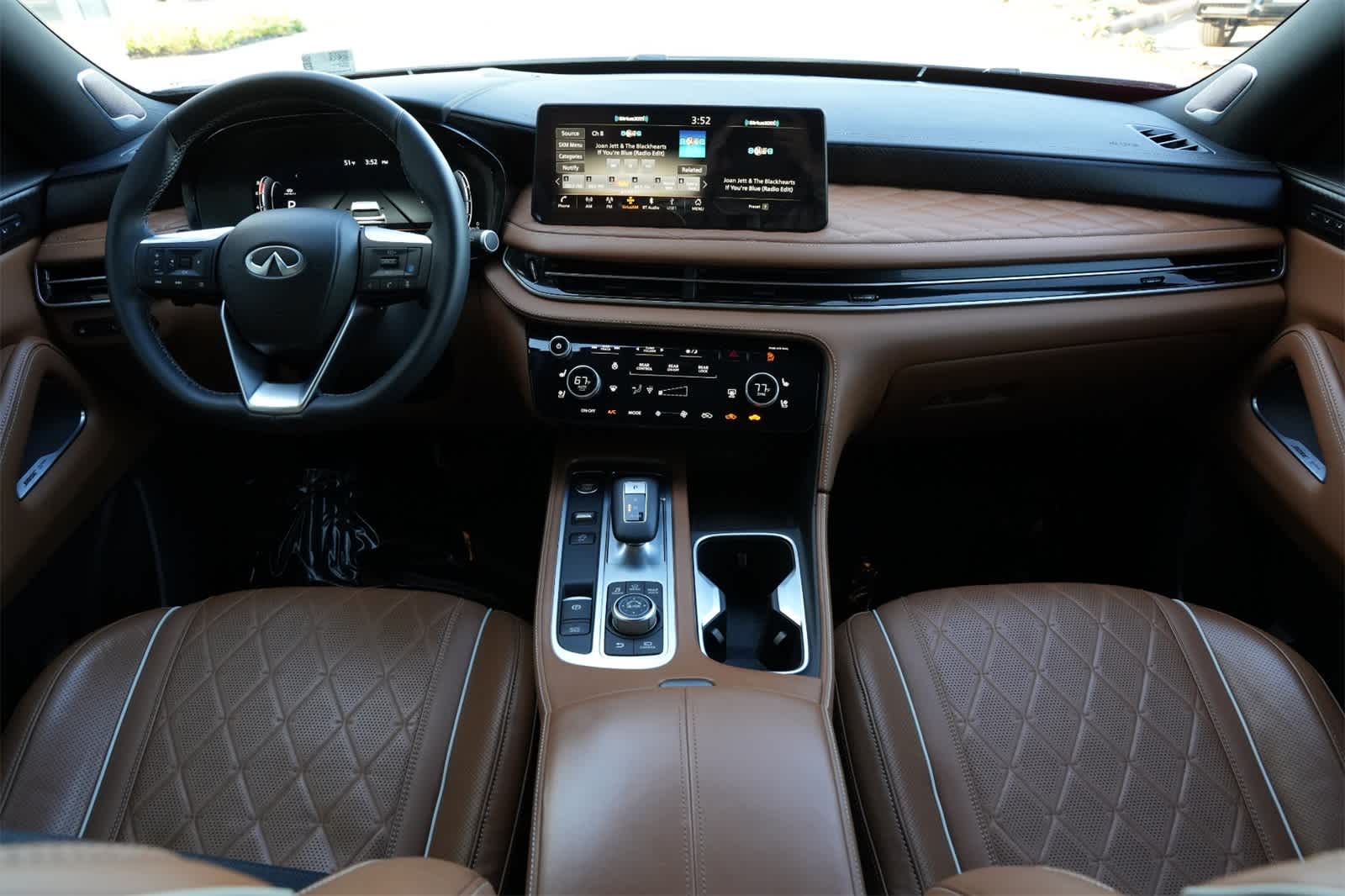 Thumbnail: 2025 INFINITI QX60 - 7