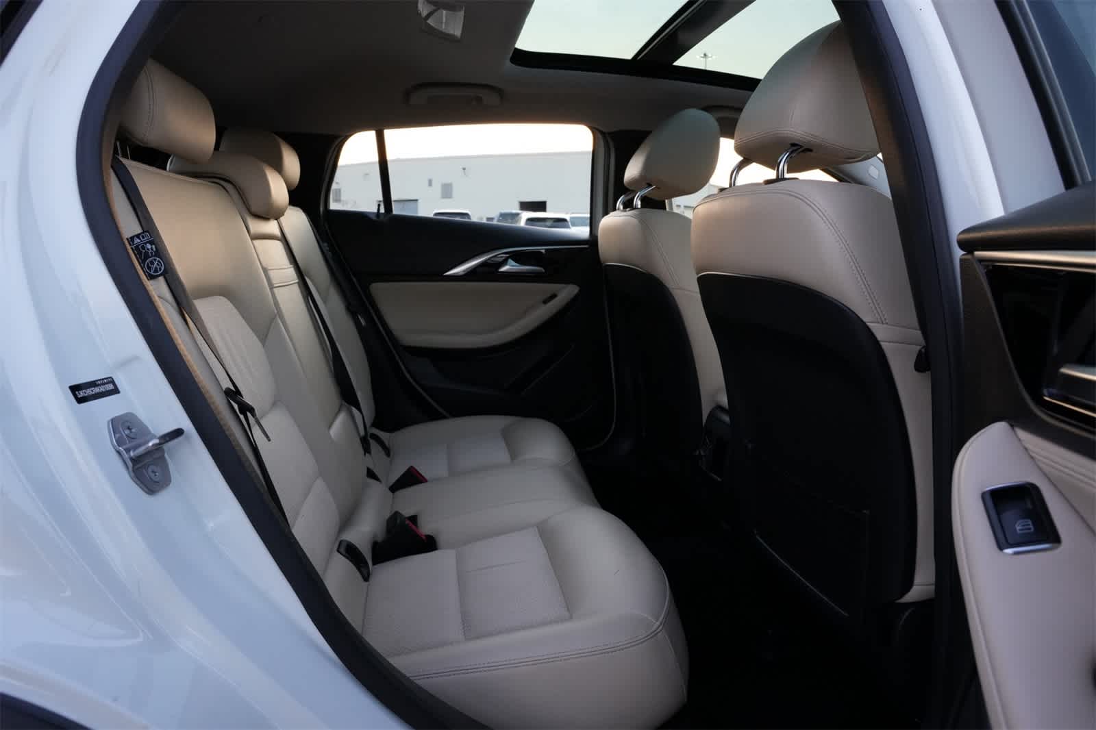 Thumbnail: 2019 INFINITI QX30 - 22