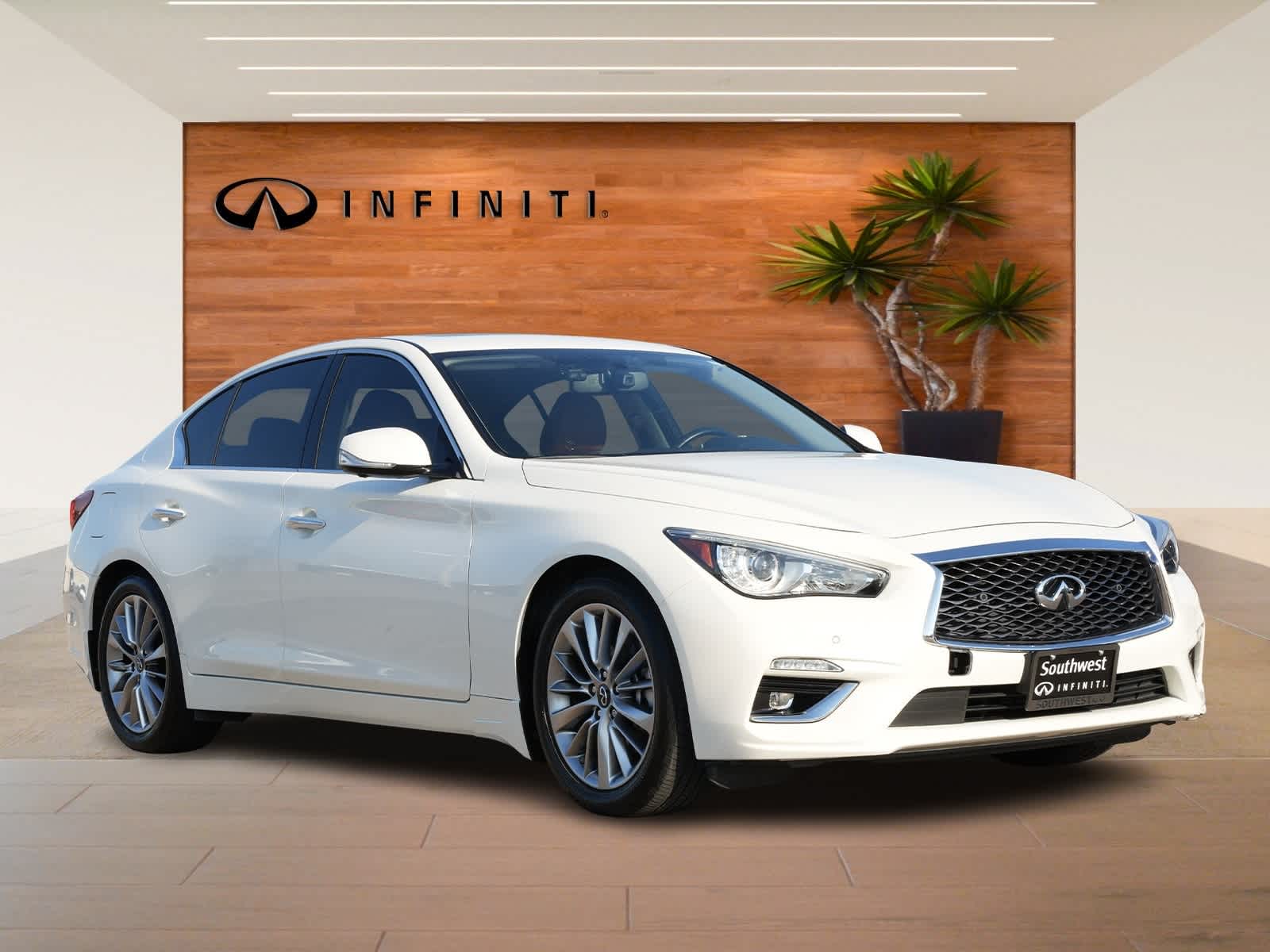 Thumbnail: 2024 INFINITI Q50 - 3