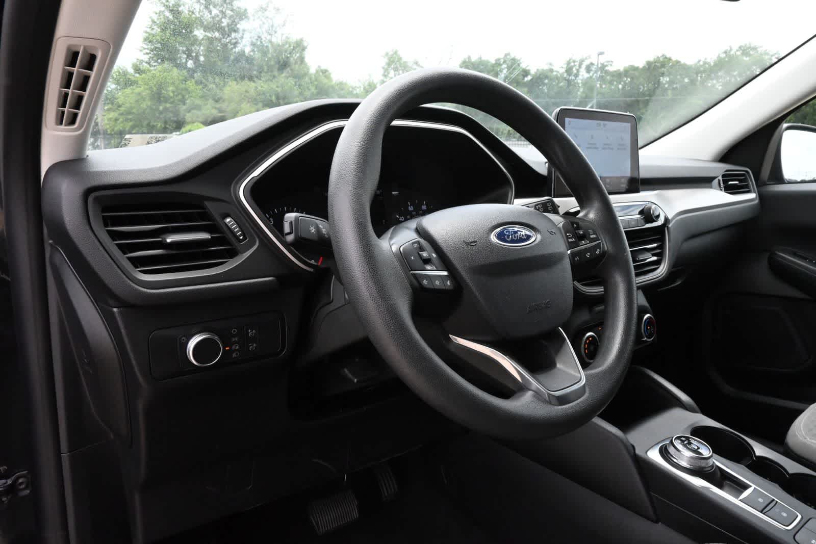 Thumbnail: 2022 Ford Escape - 15