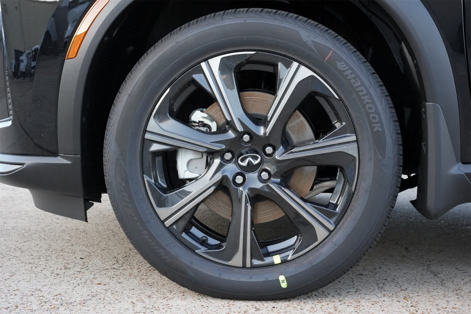 Thumbnail: 2026 INFINITI QX60 - 27