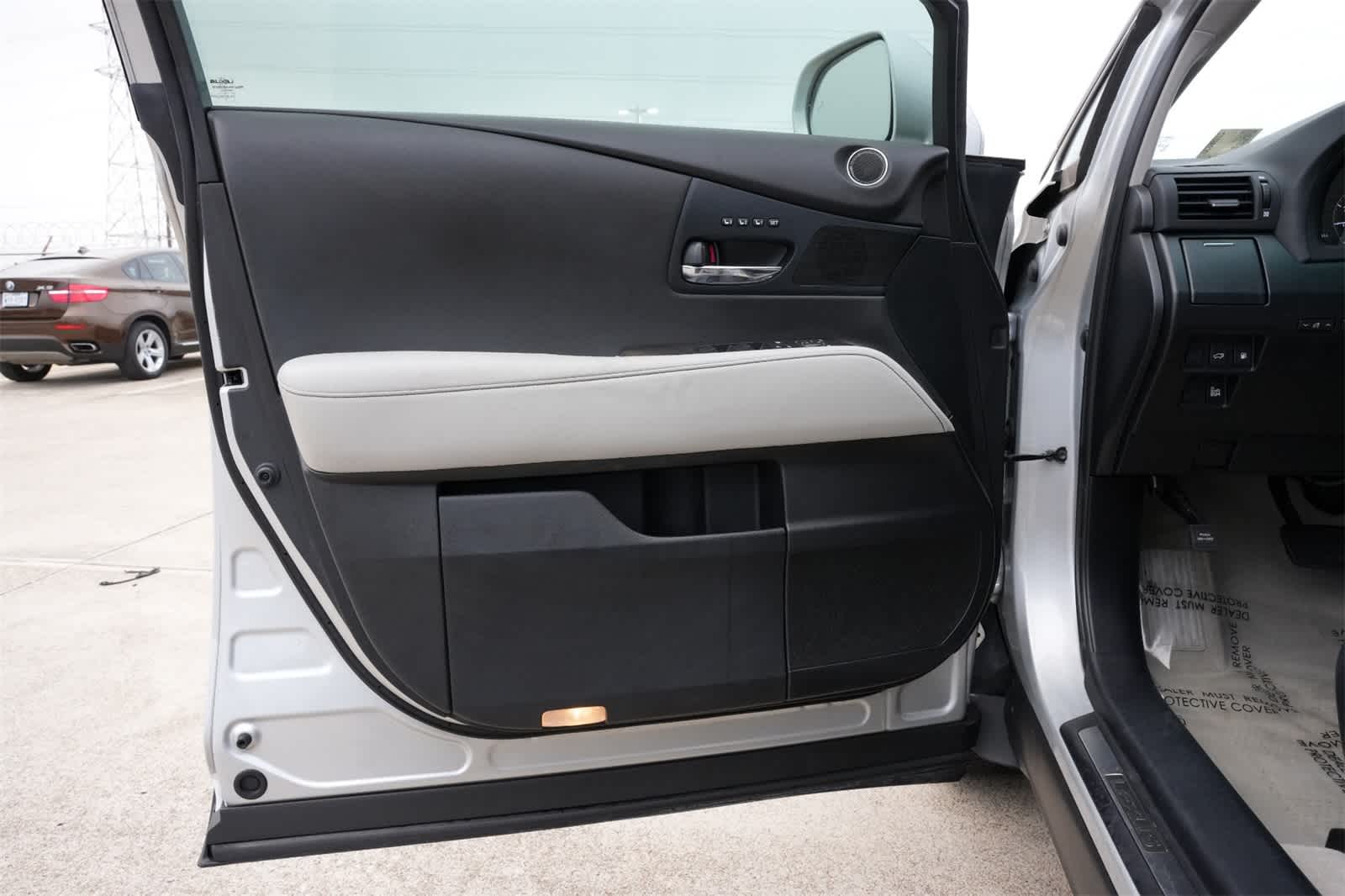 Thumbnail: 2013 Lexus RX - 18