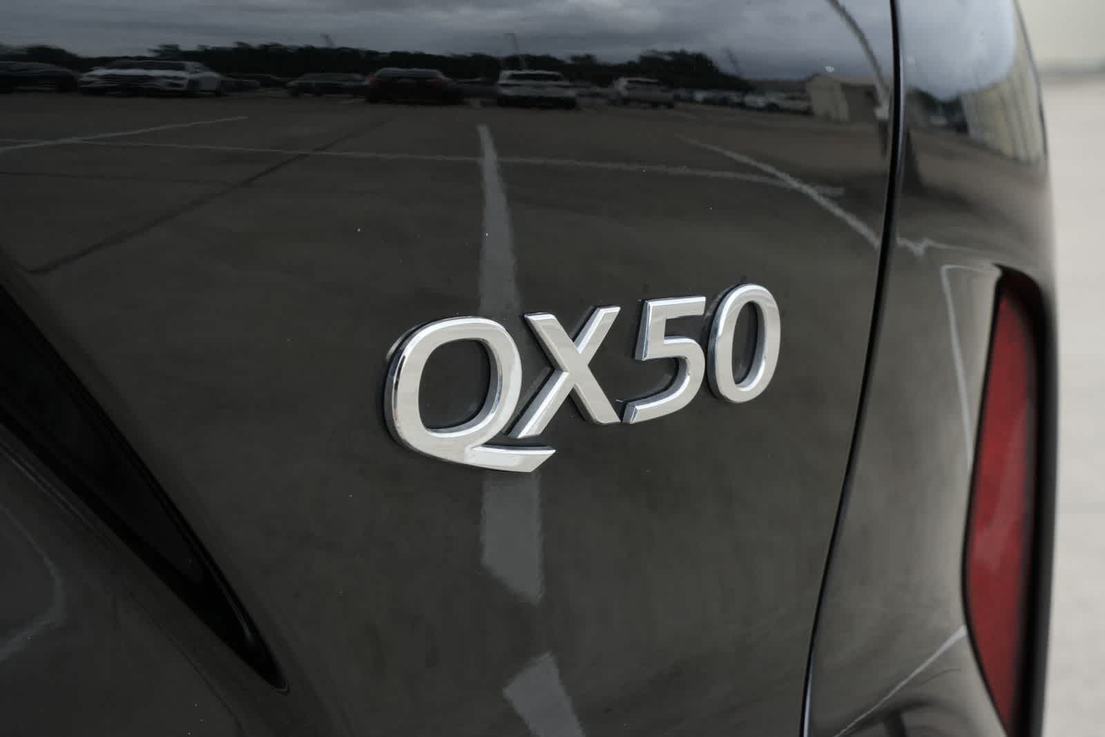 Thumbnail: 2023 INFINITI QX50 - 15