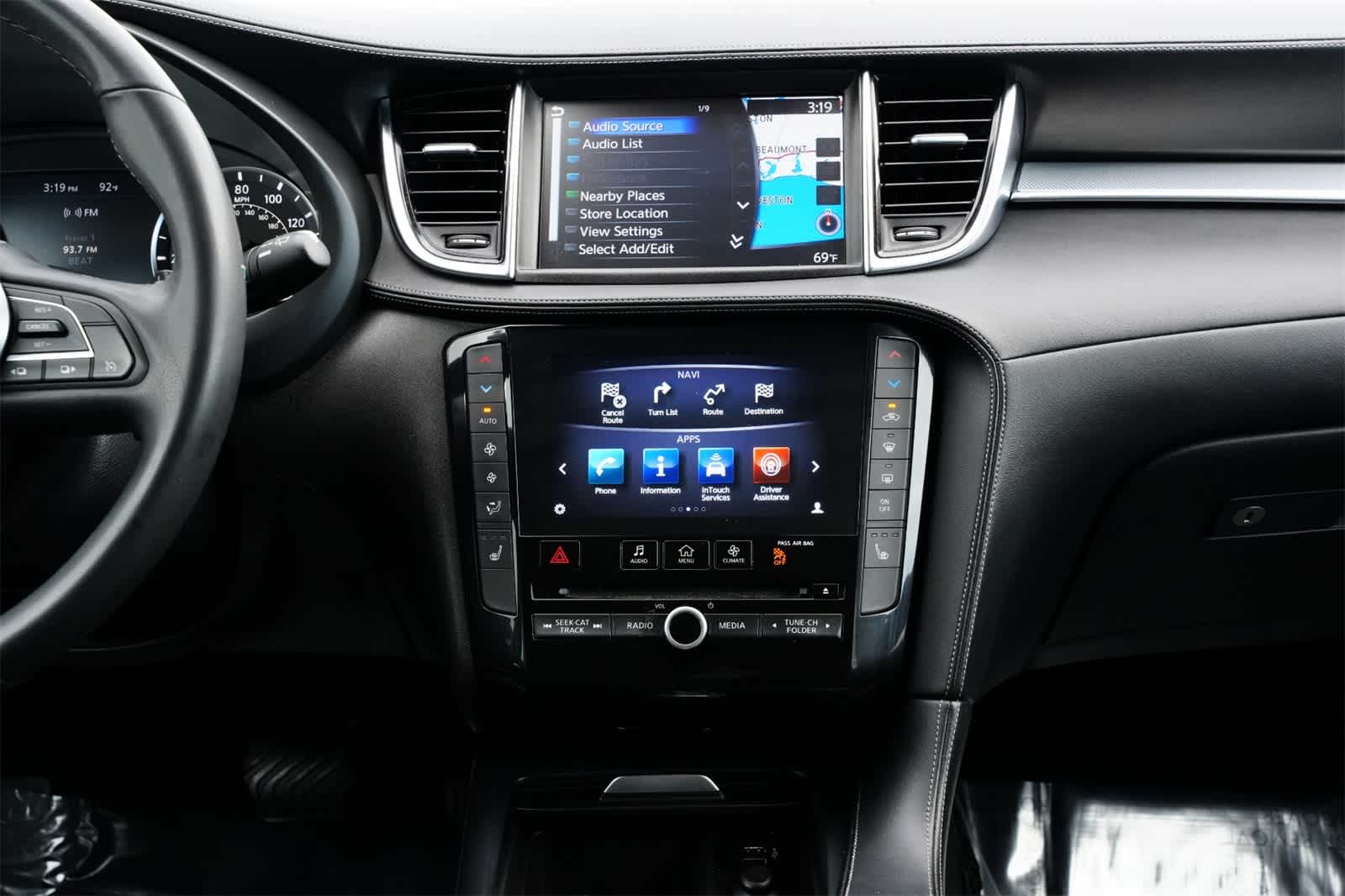 Thumbnail: 2019 INFINITI QX50 - 13