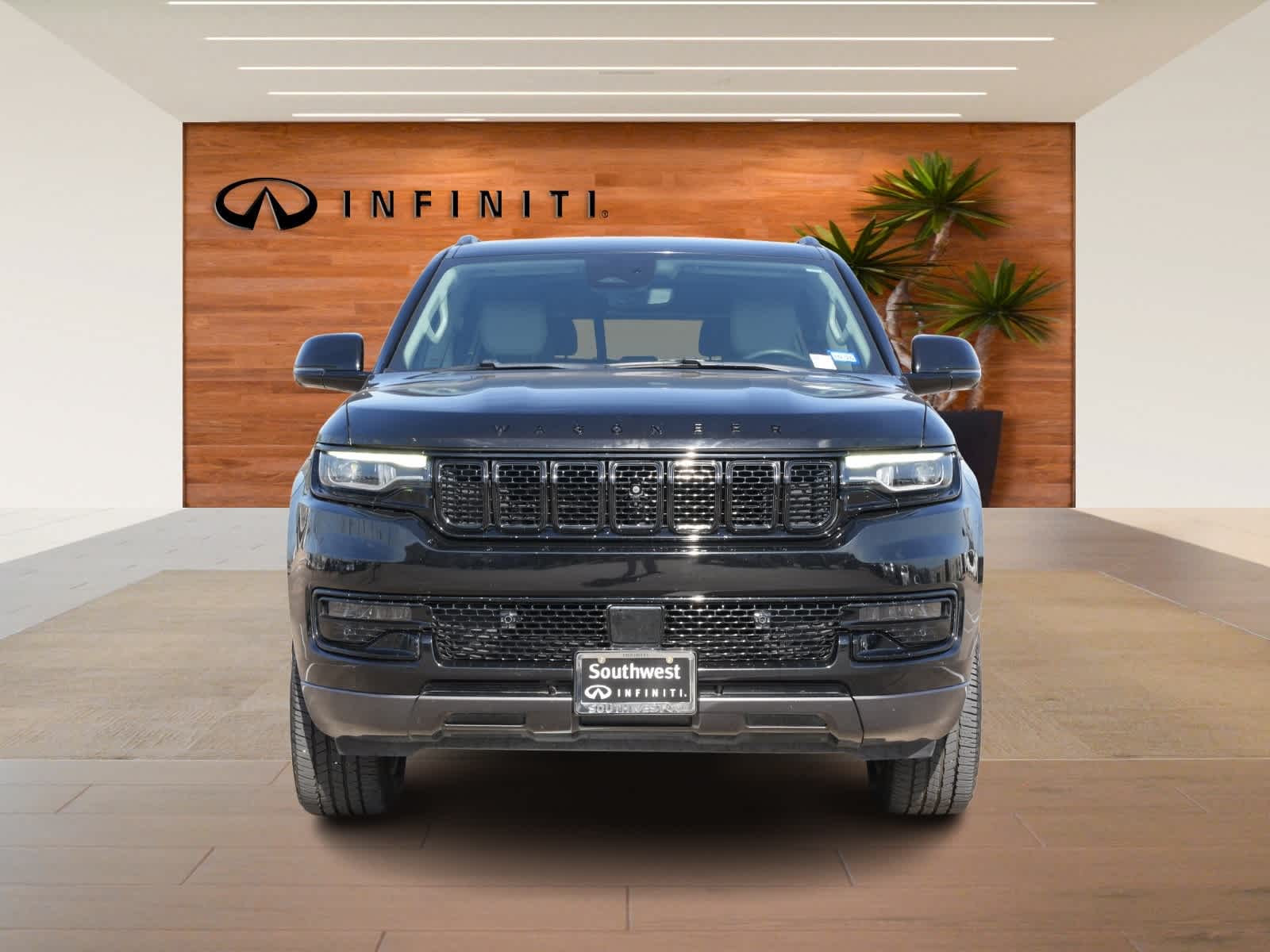 Thumbnail: 2022 Jeep Wagoneer - 2