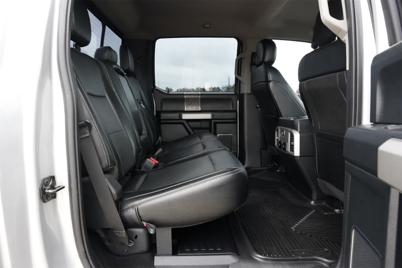 Thumbnail: 2019 Ford F-250 - 21