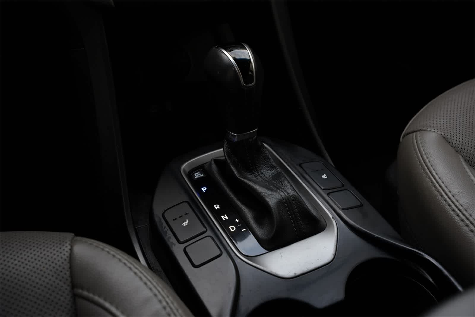 Thumbnail: 2017 Hyundai Santa Fe - 15