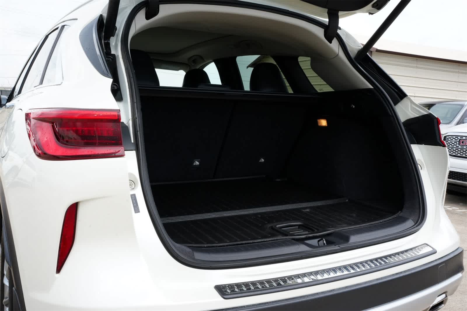 Thumbnail: 2019 INFINITI QX50 - 21