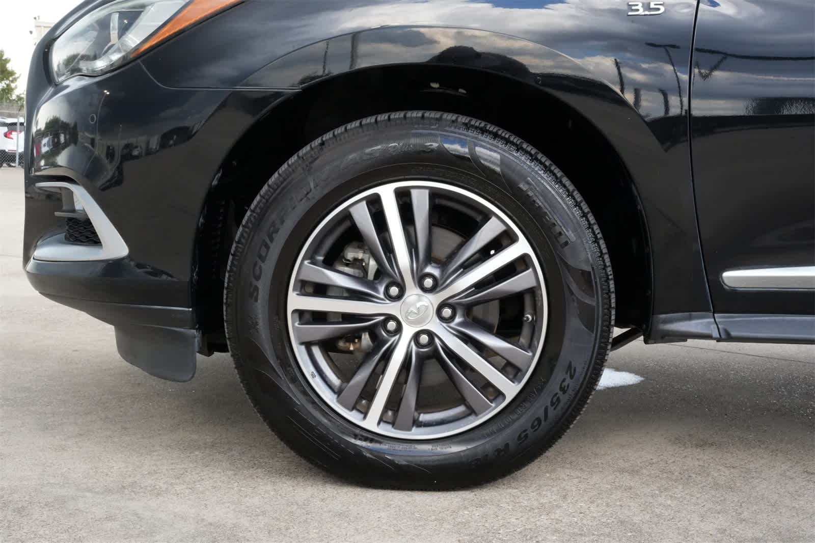 Thumbnail: 2016 INFINITI QX60 - 25