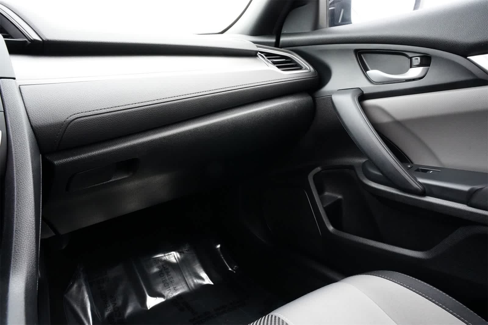 Thumbnail: 2017 Honda Civic - 7