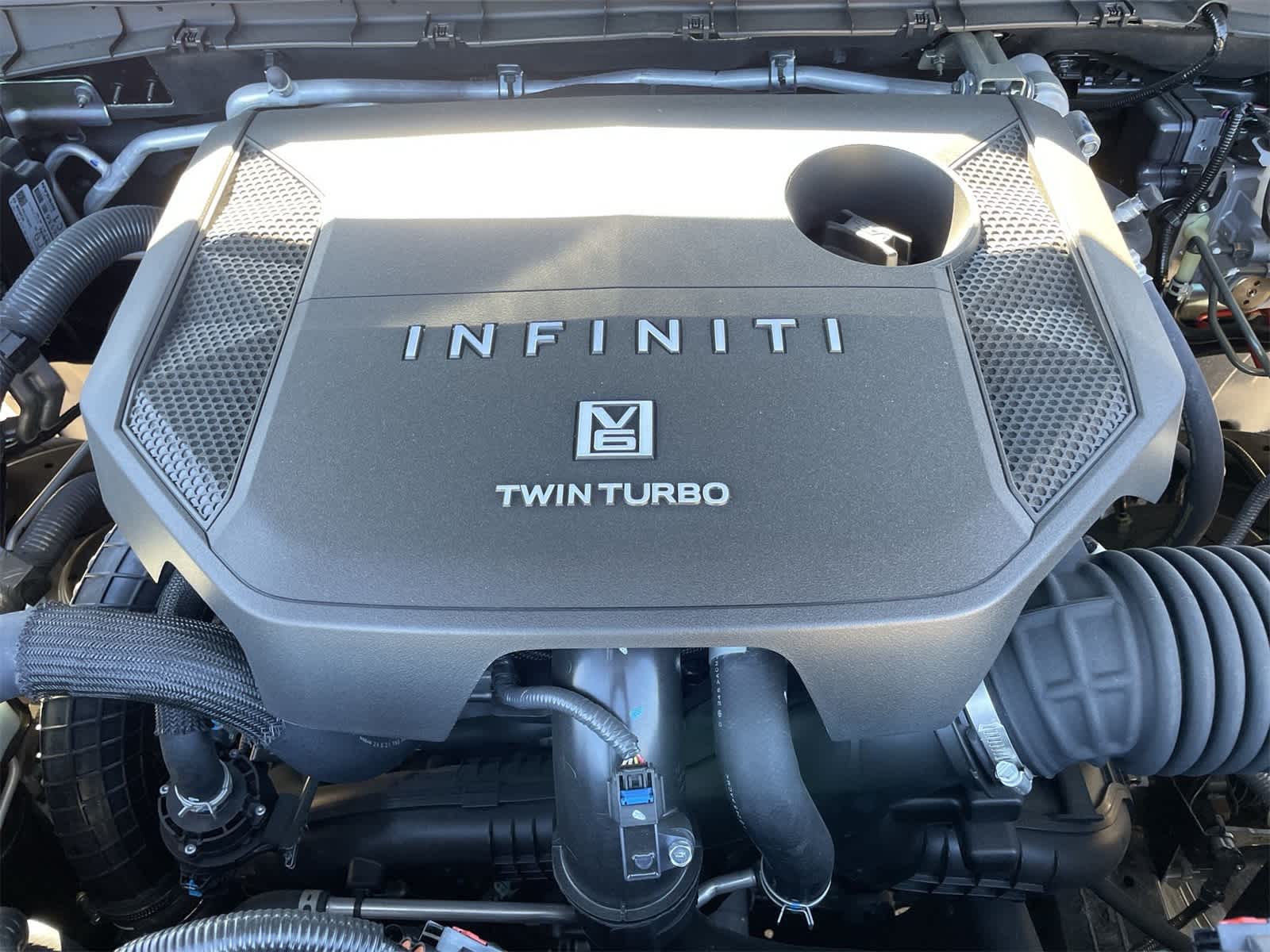Thumbnail: 2025 INFINITI QX80 - 26