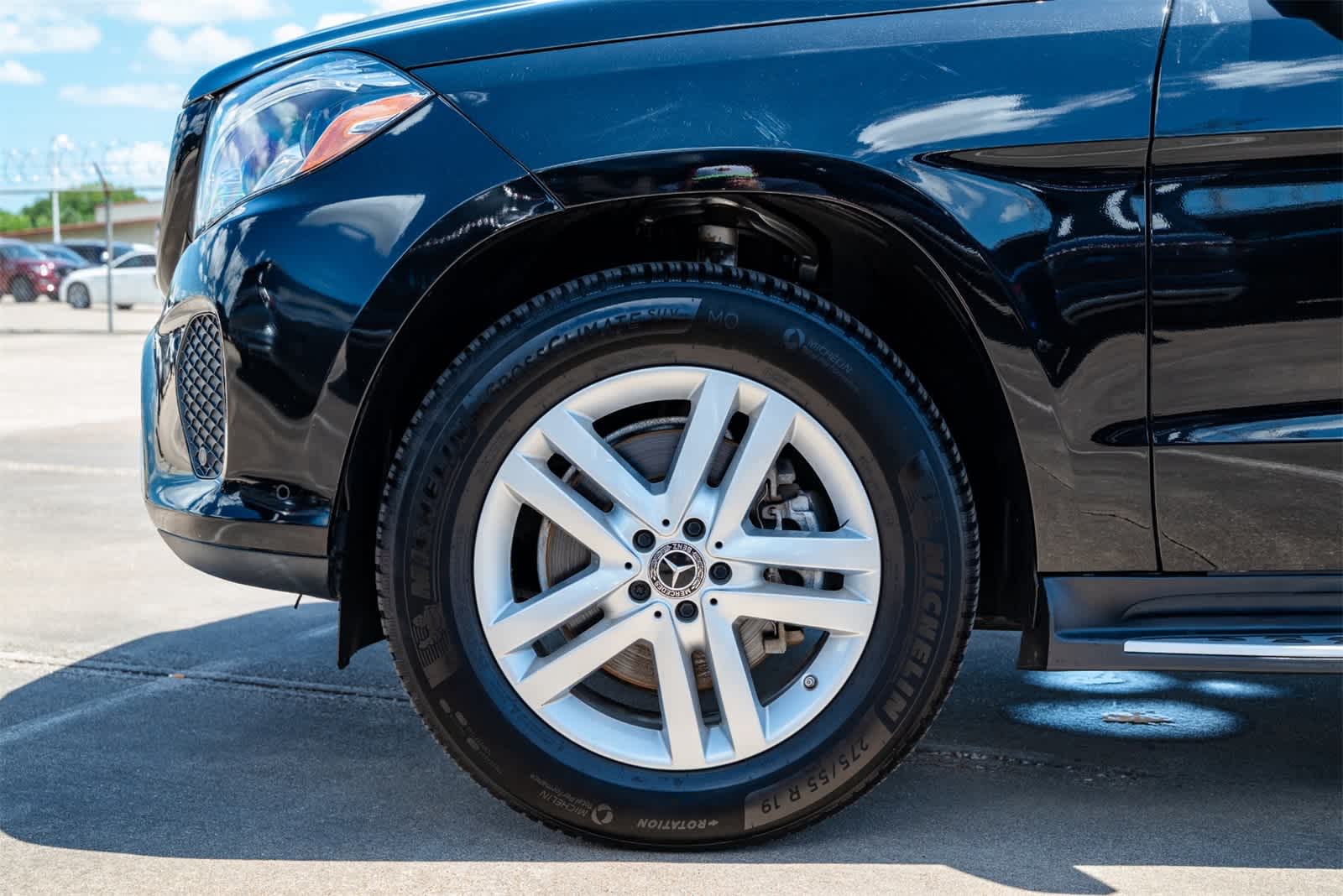 Thumbnail: 2019 Mercedes-Benz GLS - 28