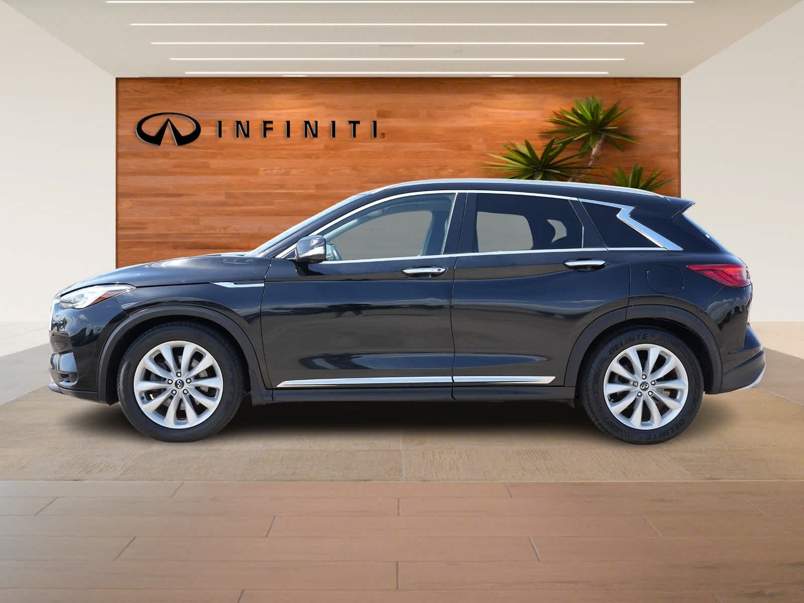 Thumbnail: 2019 INFINITI QX50 - 4