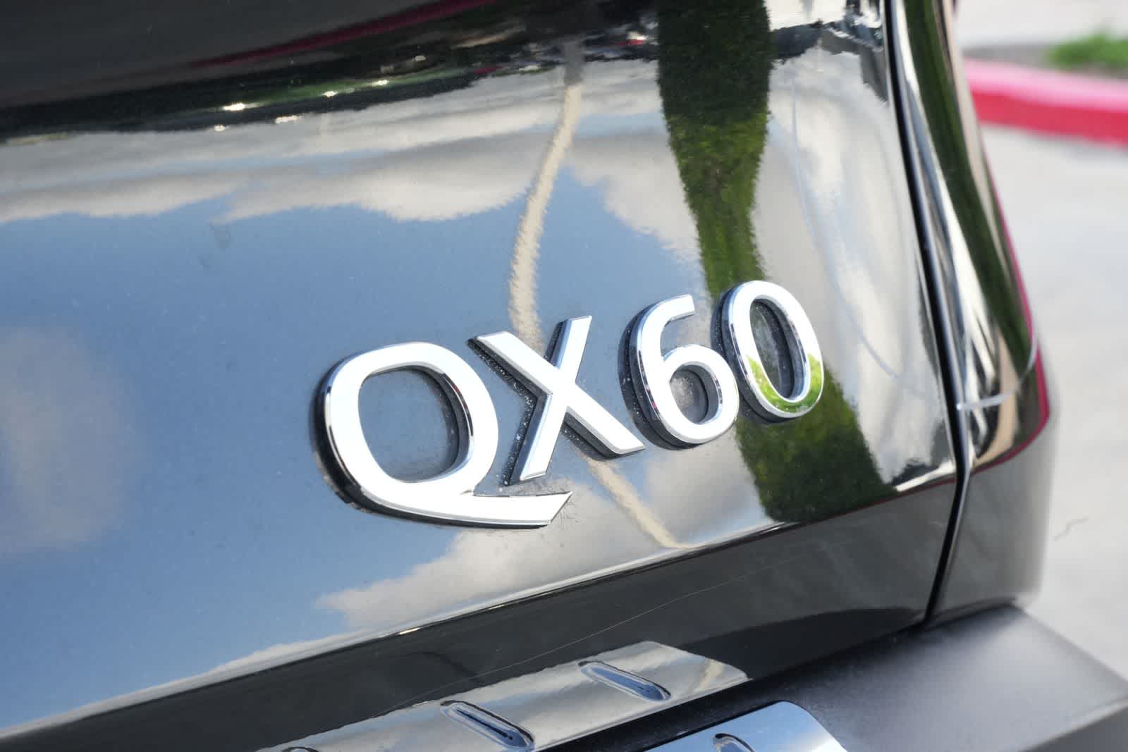 Thumbnail: 2023 INFINITI QX60 - 18
