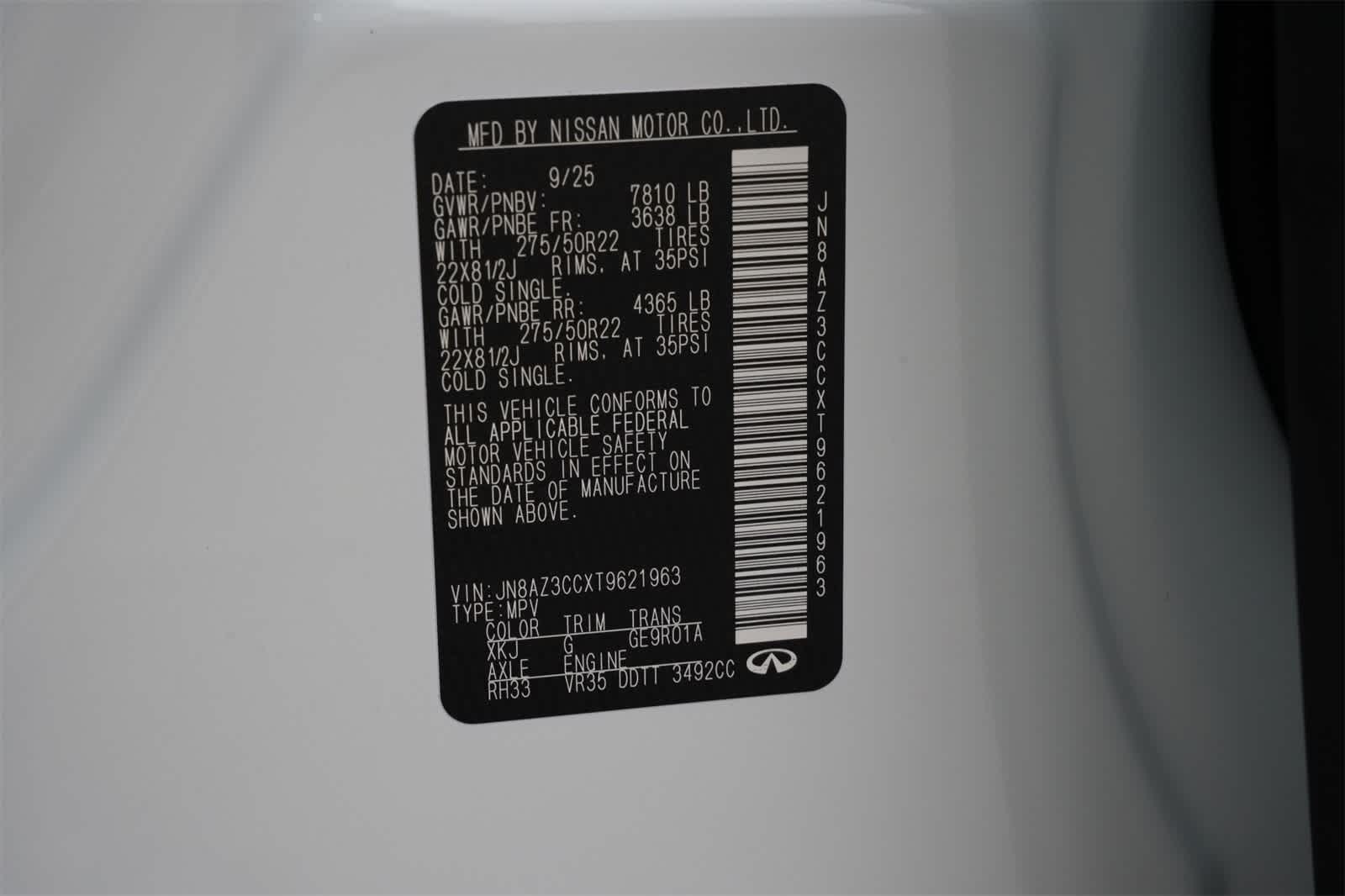 Thumbnail: 2026 INFINITI QX80 - 28