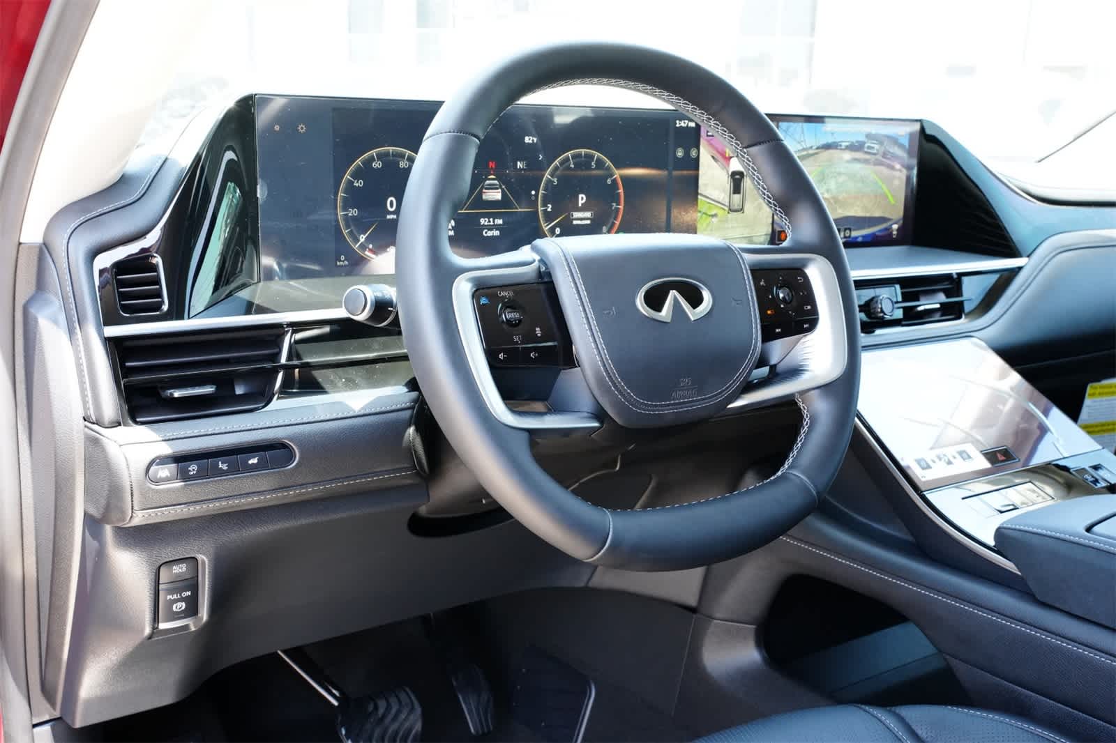 Thumbnail: 2025 INFINITI QX80 - 9