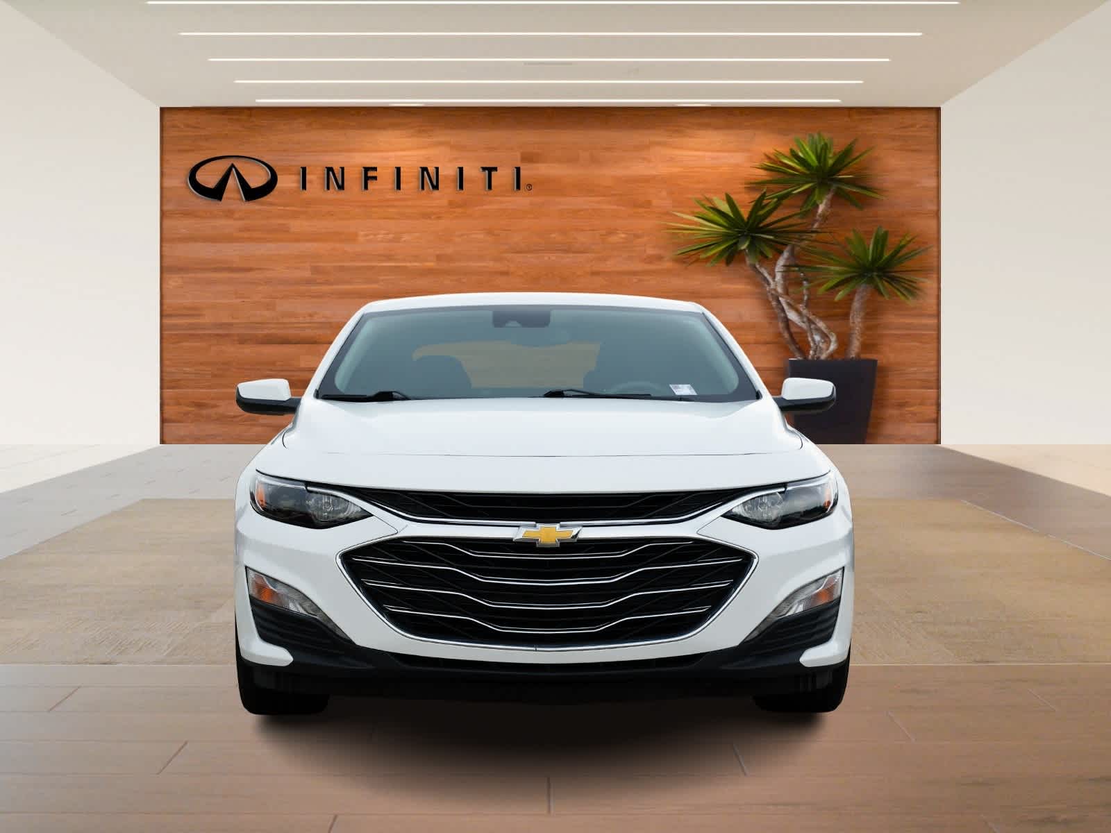 Thumbnail: 2022 Chevrolet Malibu - 2