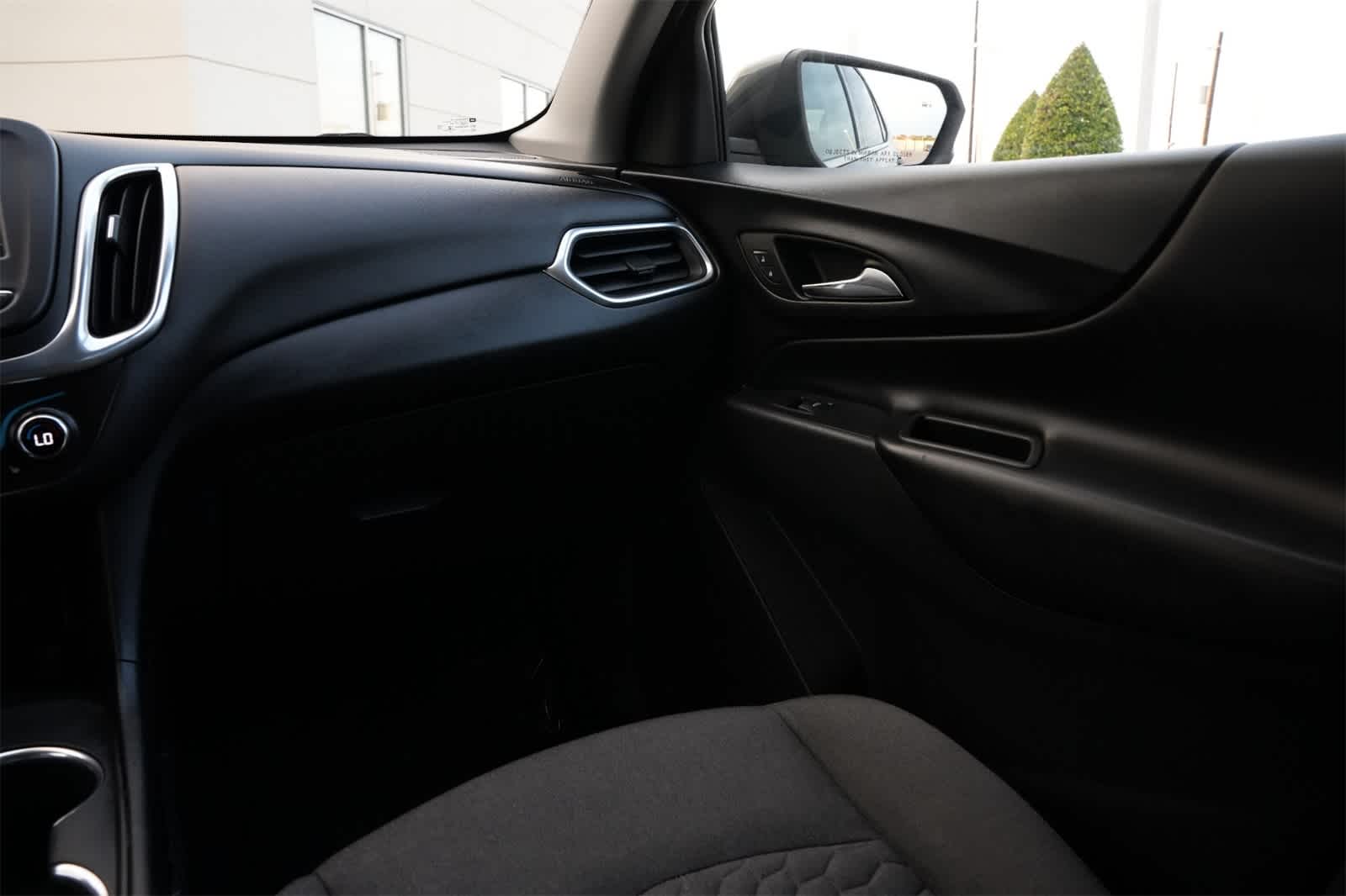 Thumbnail: 2019 Chevrolet Equinox - 8