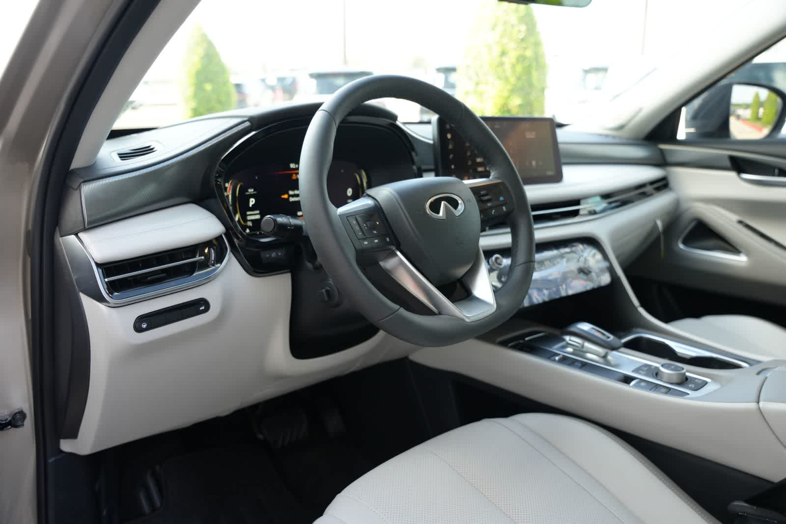 Thumbnail: 2027 INFINITI QX60 - 16