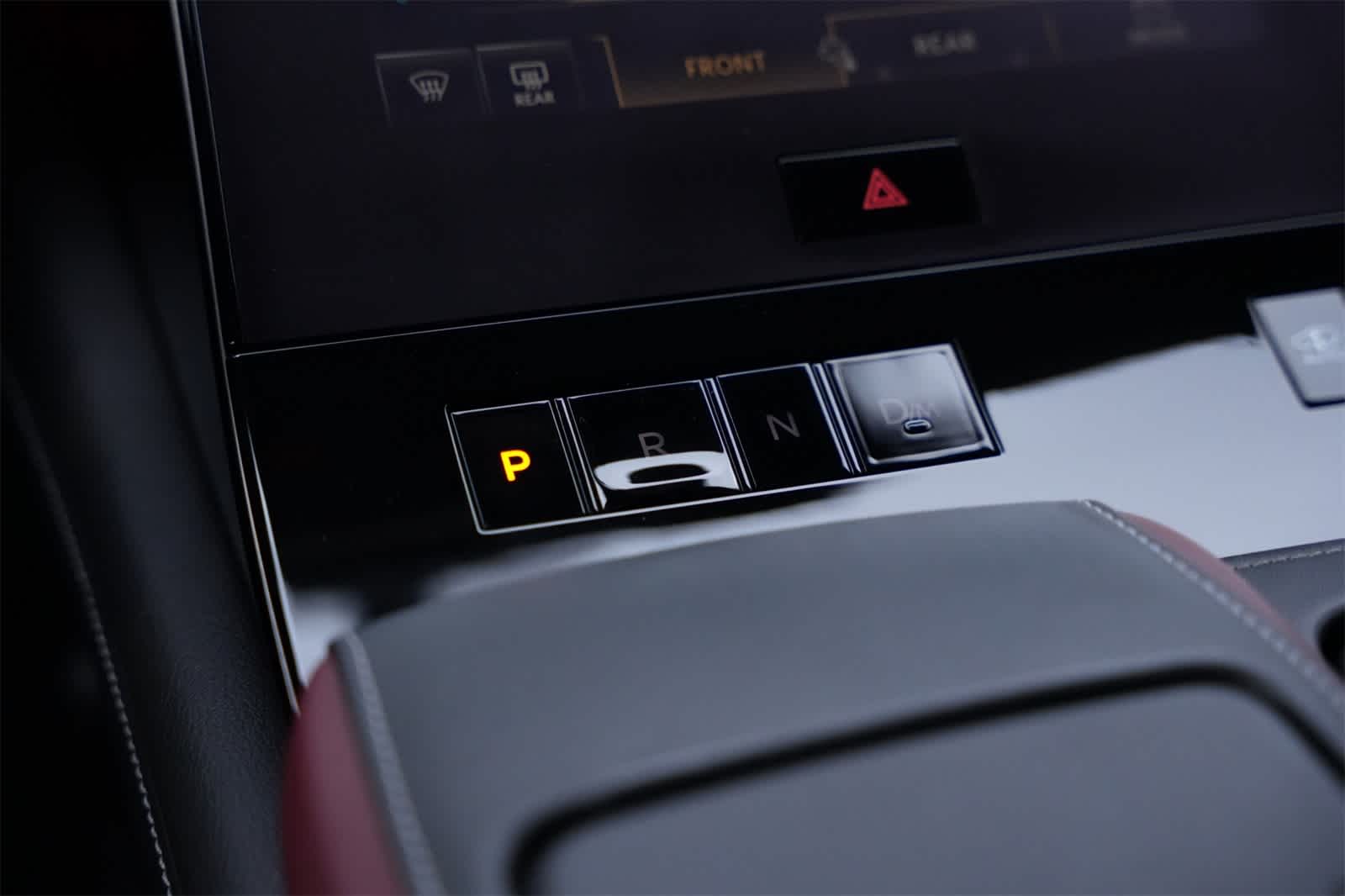 Thumbnail: 2025 INFINITI QX80 - 13