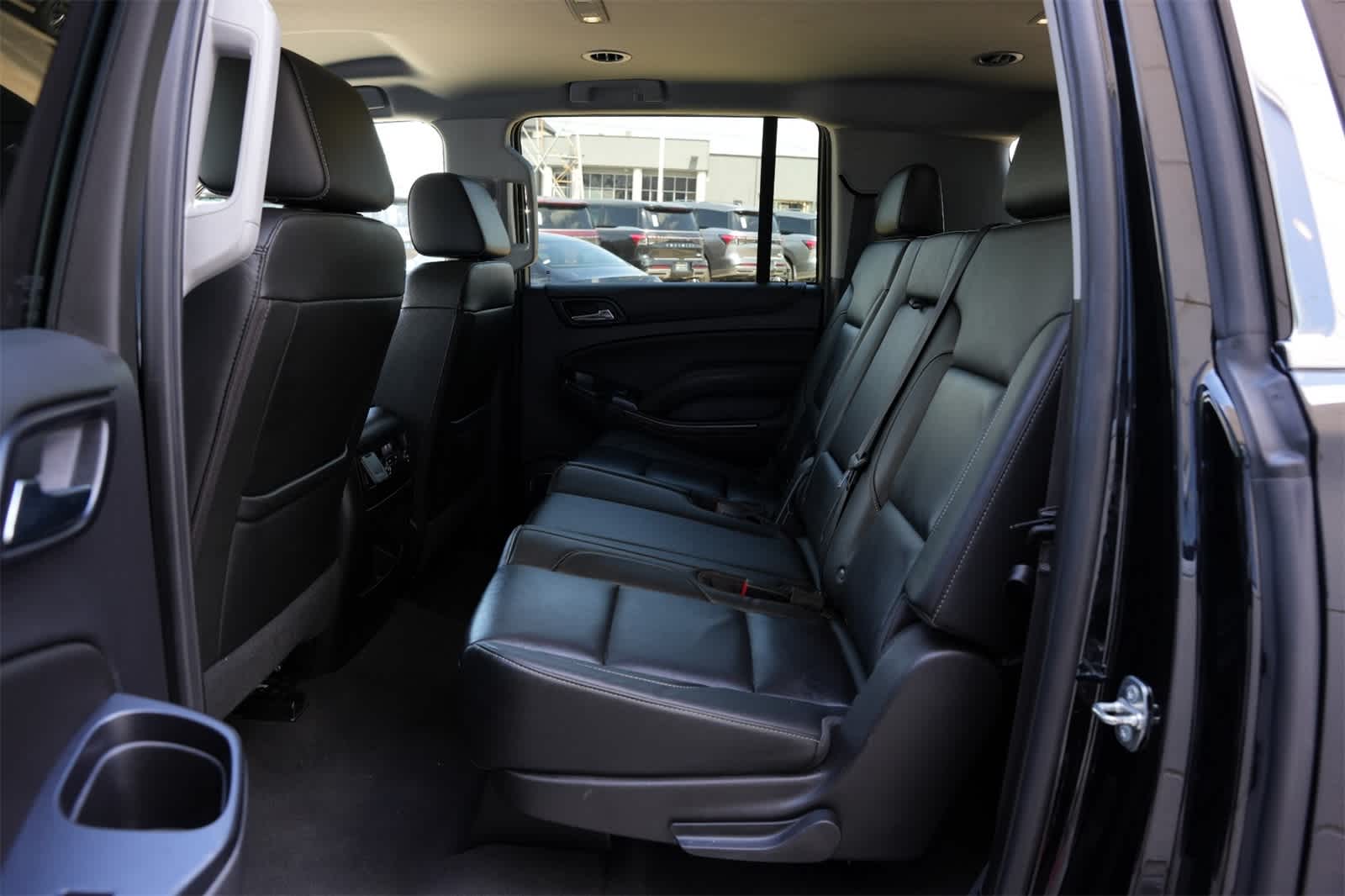Thumbnail: 2019 Chevrolet Suburban - 19