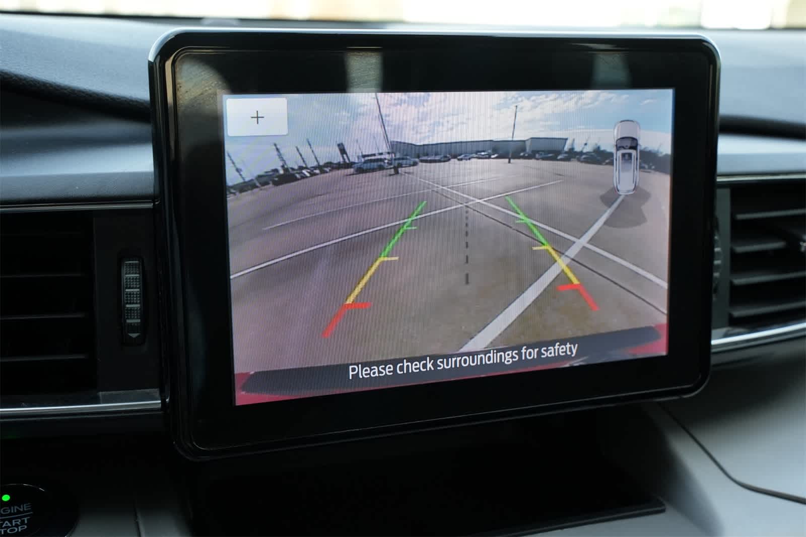 Thumbnail: 2020 Ford Explorer - 14