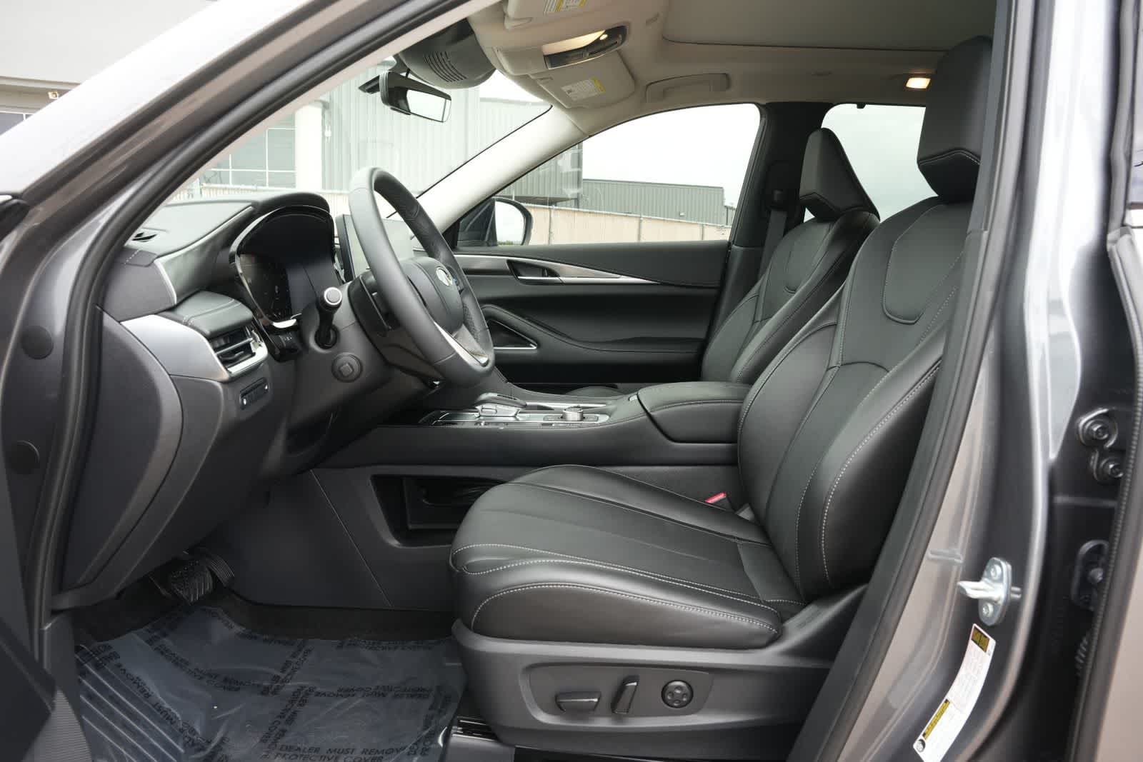Thumbnail: 2026 INFINITI QX60 - 17
