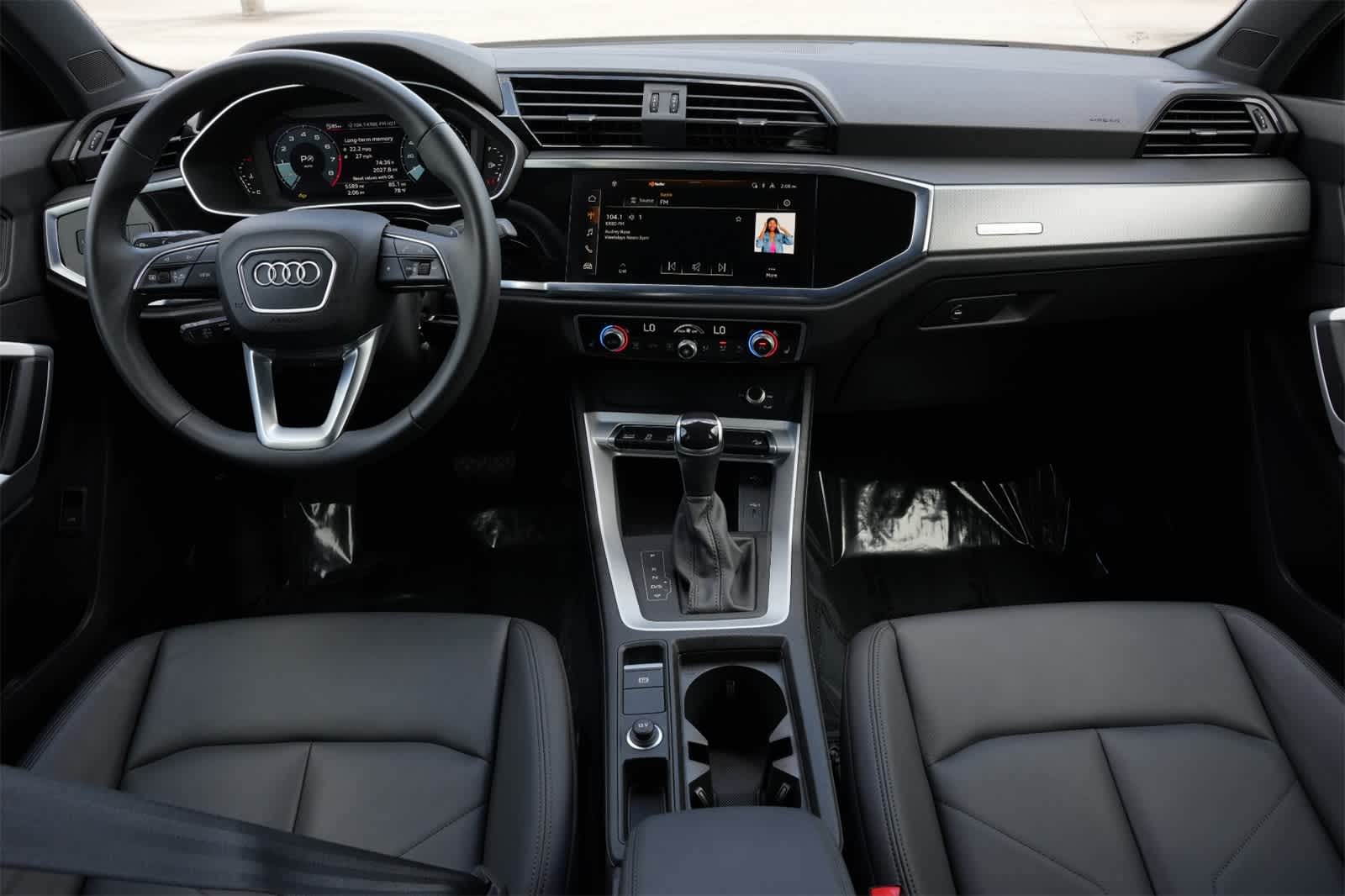 Thumbnail: 2025 Audi Q3 - 7