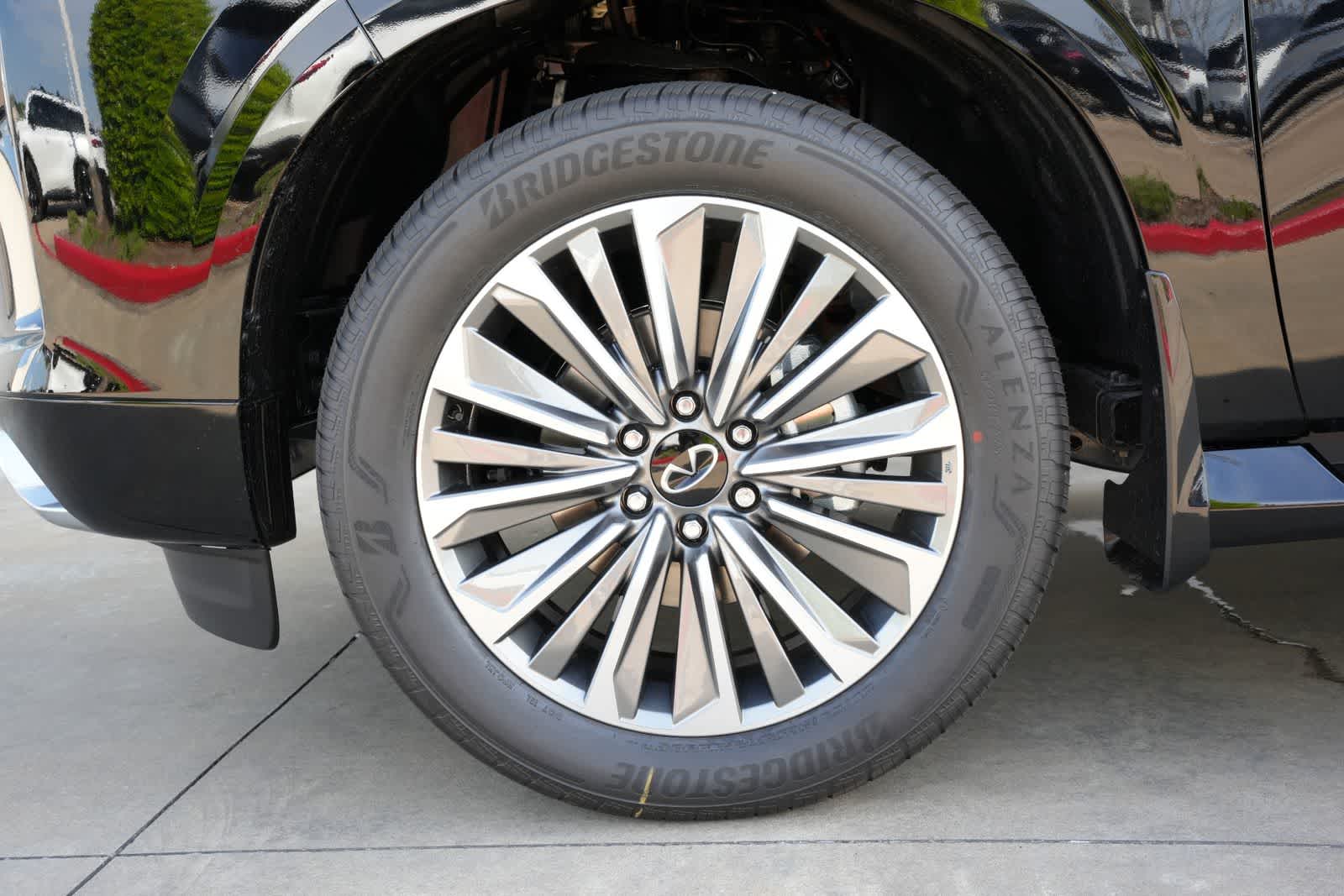 Thumbnail: 2027 INFINITI QX80 - 26