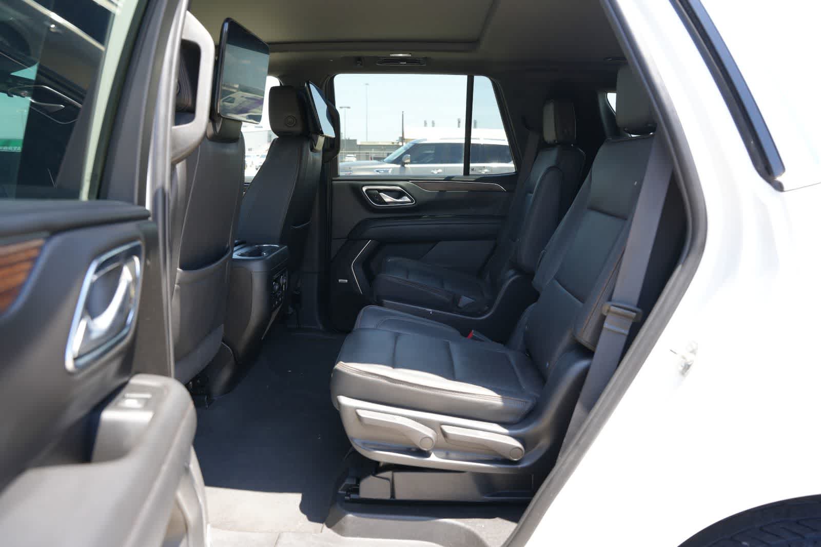 Thumbnail: 2023 Chevrolet Tahoe - 19