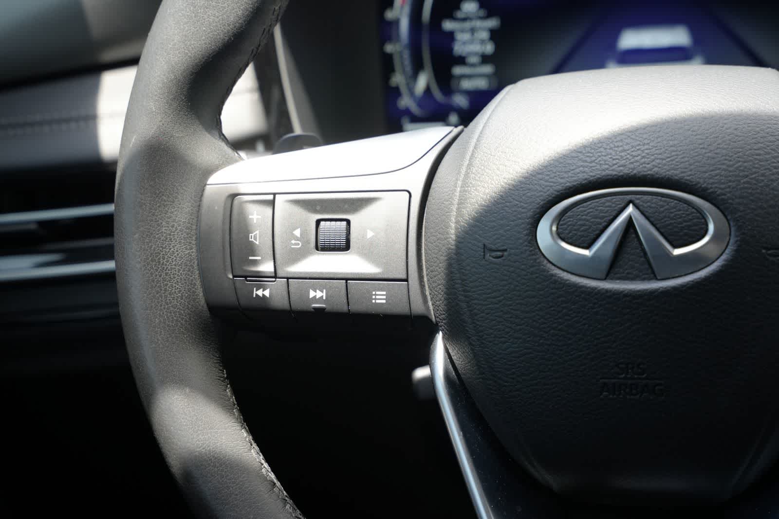 Thumbnail: 2024 INFINITI QX60 - 11