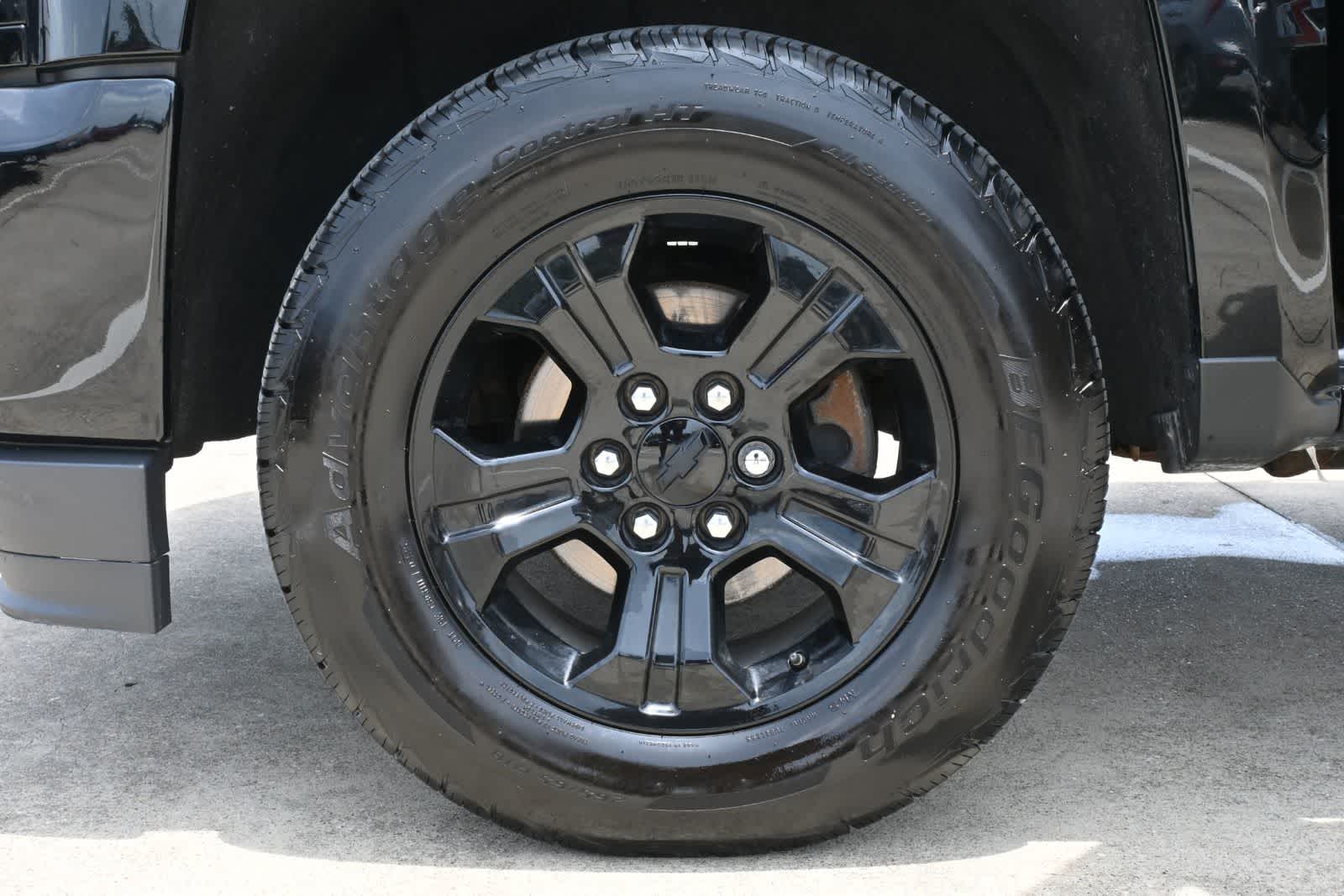 Thumbnail: 2019 Chevrolet Silverado 1500 - 25