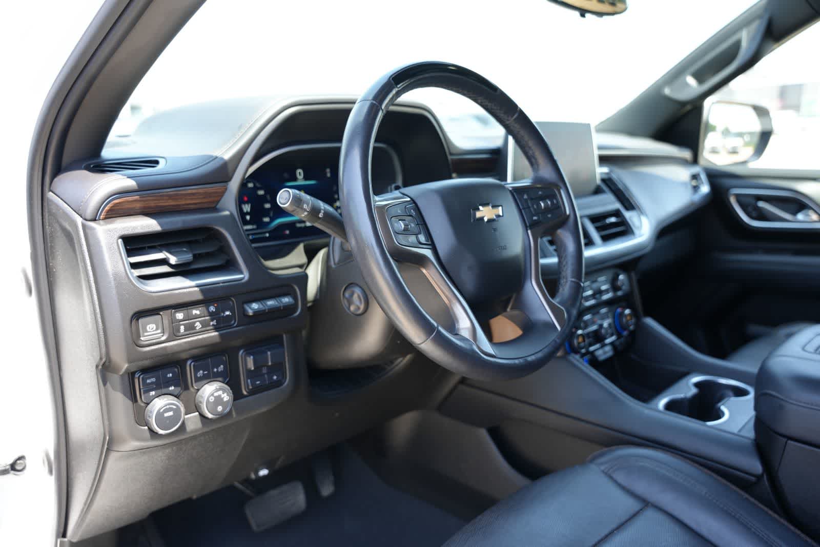Thumbnail: 2023 Chevrolet Tahoe - 16