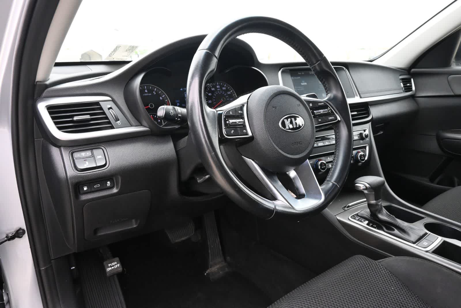 Thumbnail: 2019 Kia Optima - 16