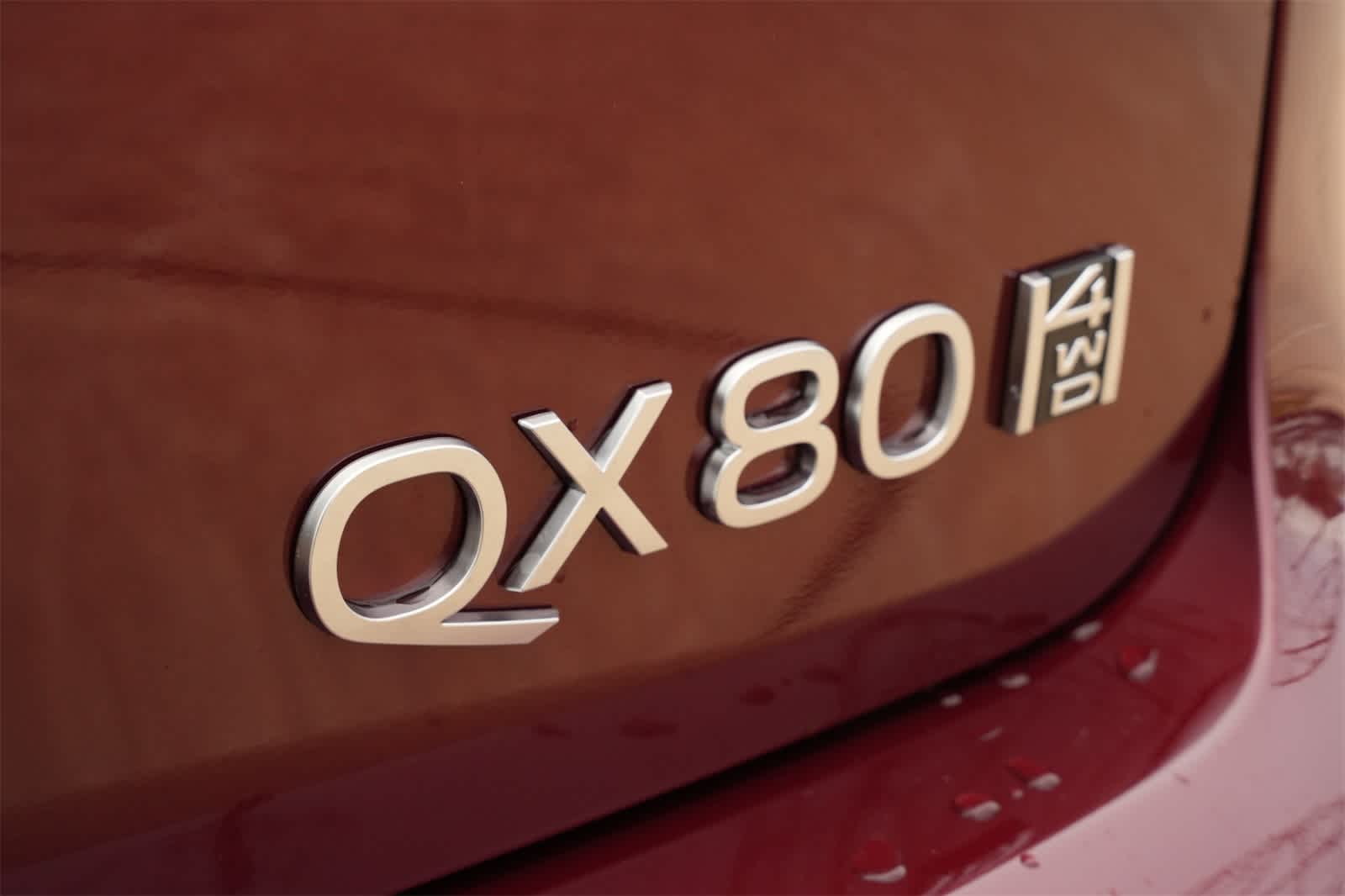 2025 INFINITI QX80 Luxe 20