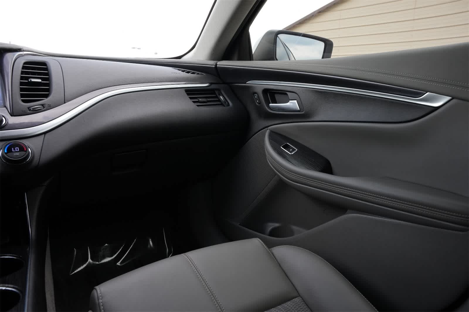 Thumbnail: 2018 Chevrolet Impala - 8