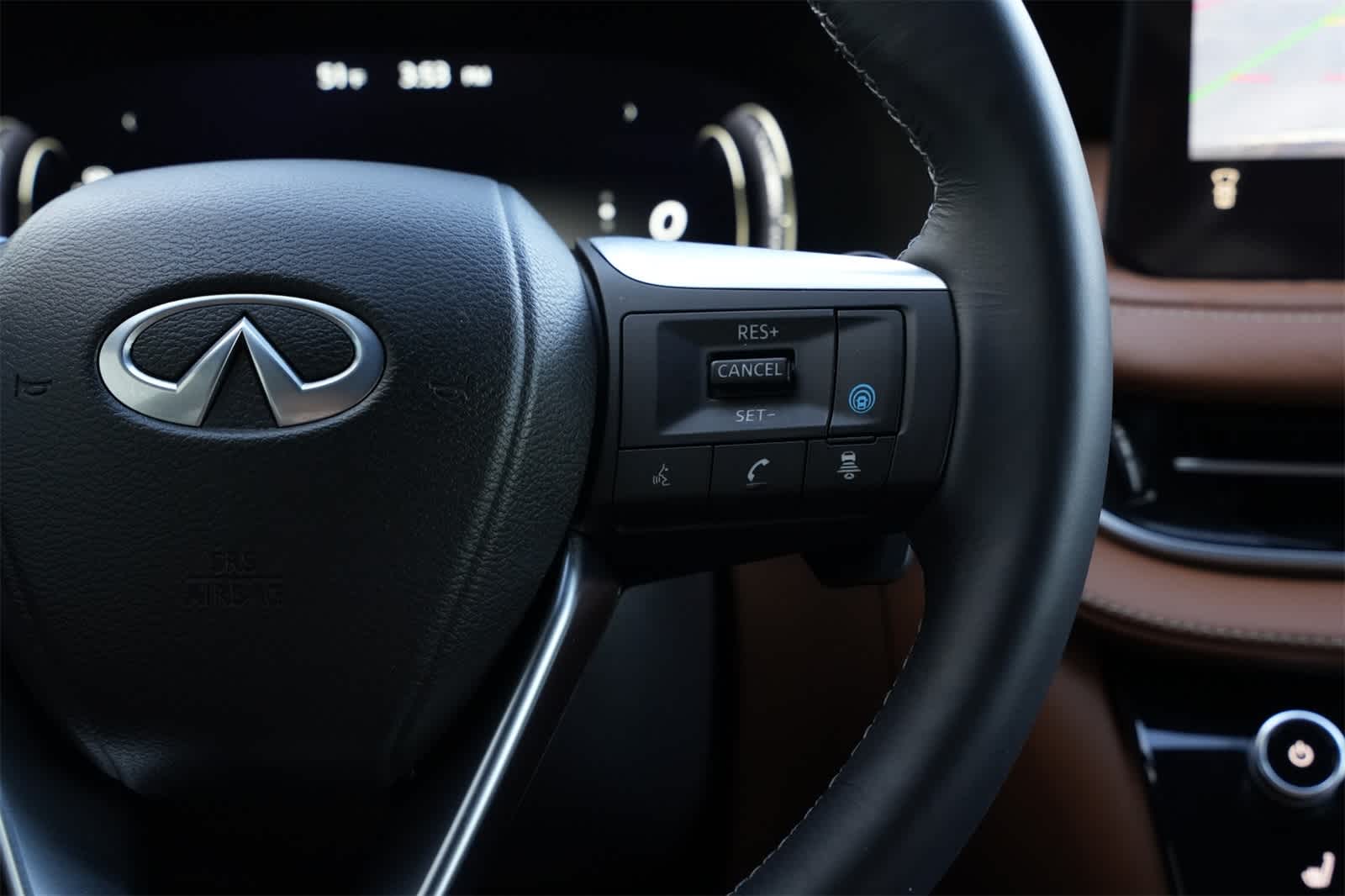 Thumbnail: 2025 INFINITI QX60 - 11