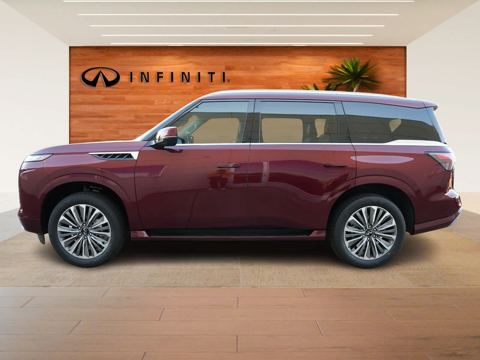 2025 INFINITI QX80 Luxe 4