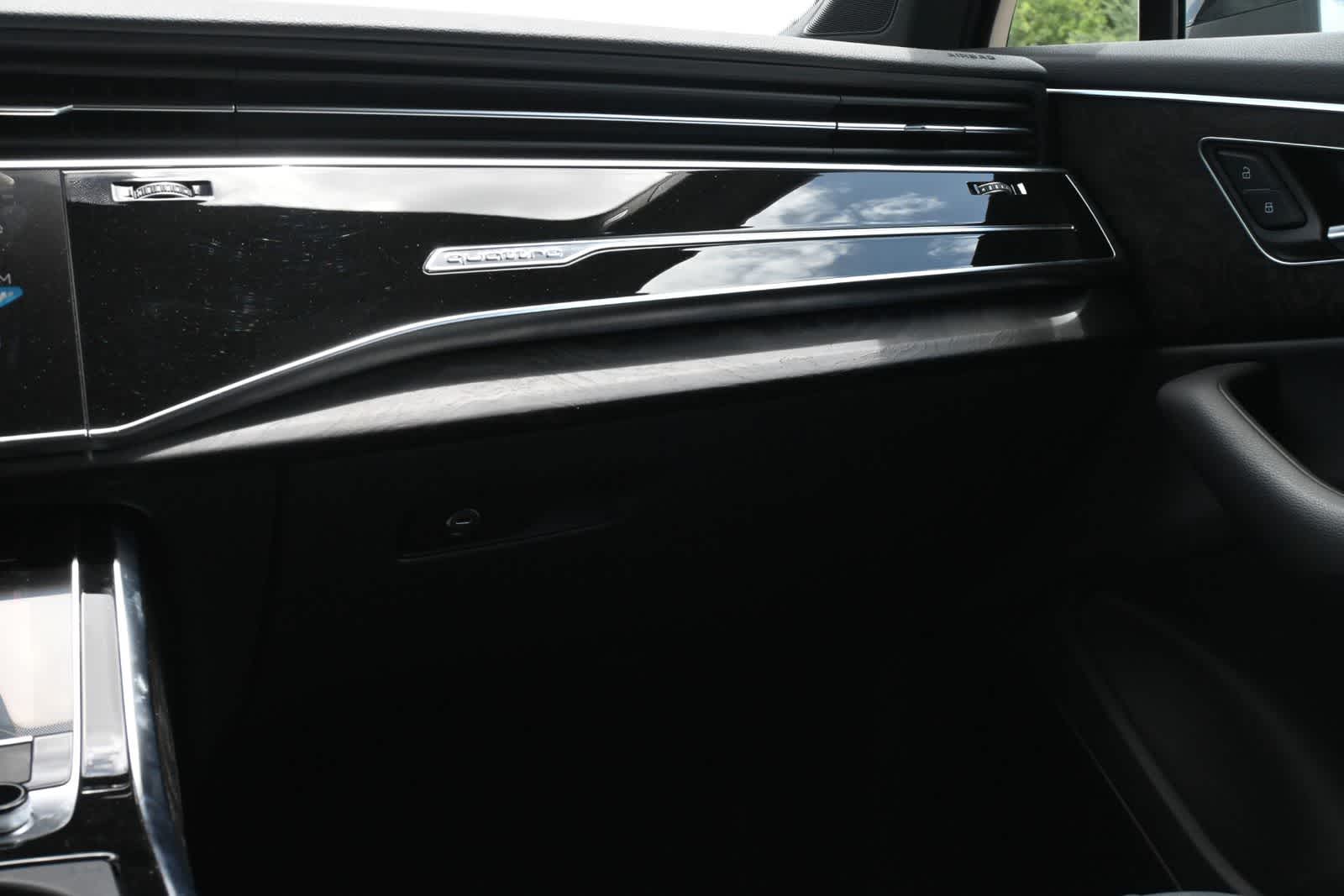 Thumbnail: 2022 Audi Q7 - 8