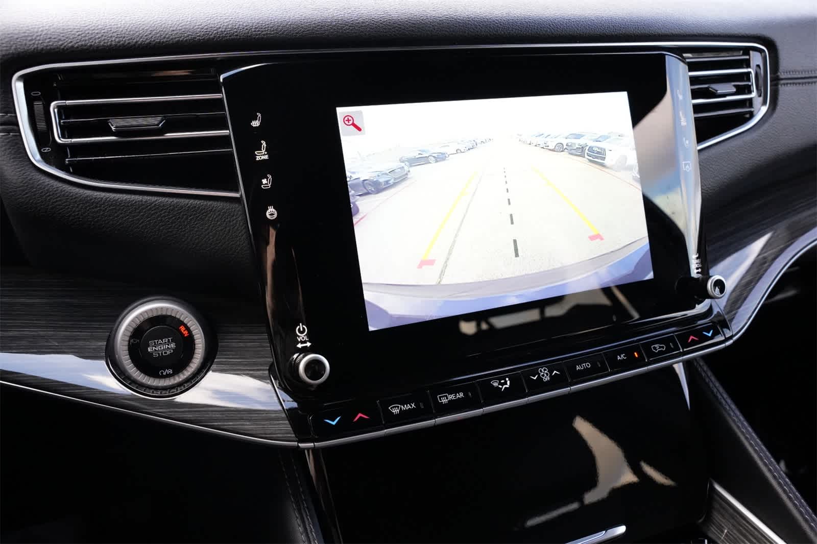 Thumbnail: 2022 Jeep Wagoneer - 14