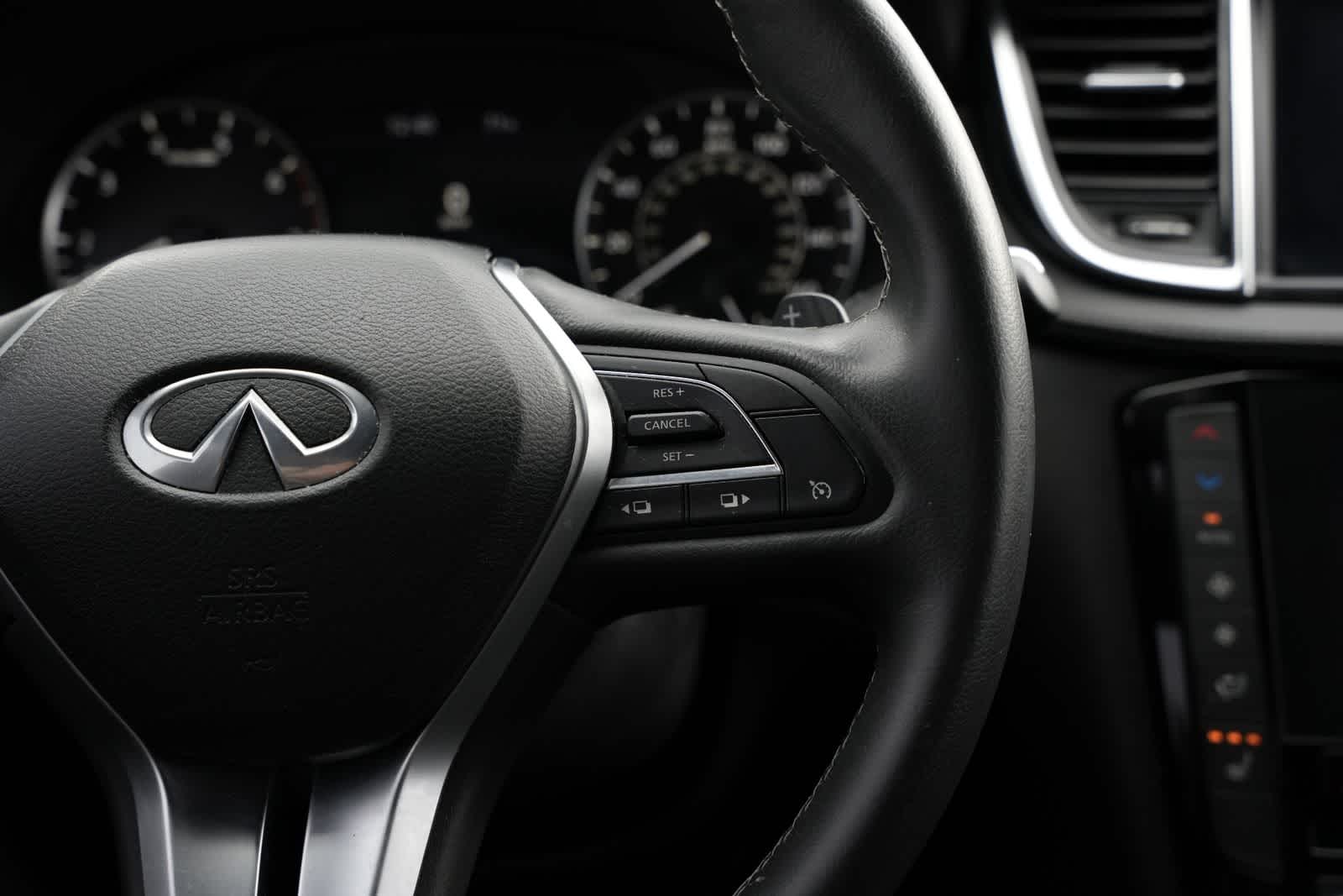 Thumbnail: 2022 INFINITI QX55 - 10