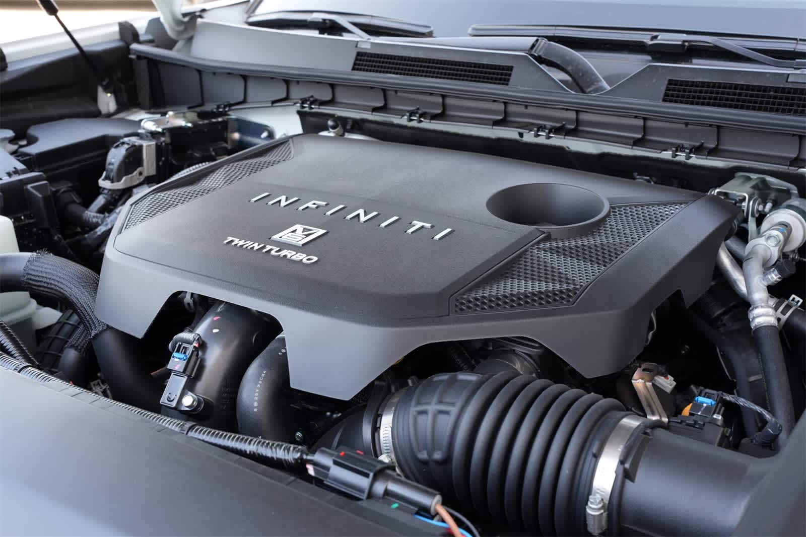 Thumbnail: 2026 INFINITI QX80 - 25