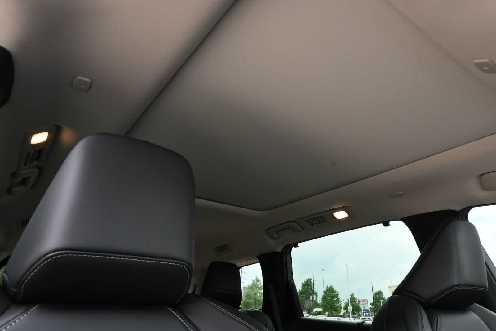 Thumbnail: 2026 INFINITI QX60 - 25