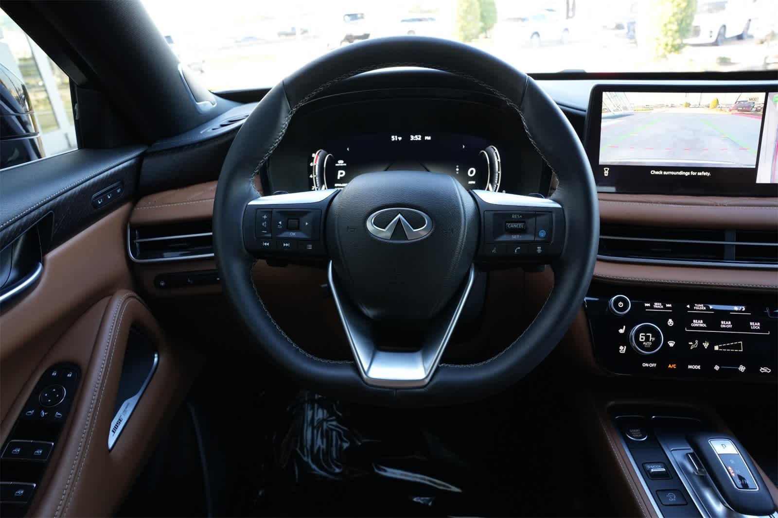 Thumbnail: 2025 INFINITI QX60 - 9