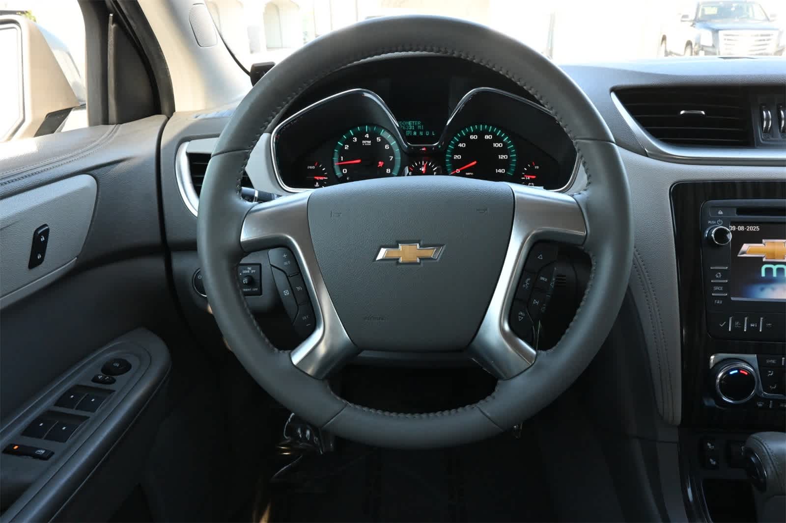 Thumbnail: 2014 Chevrolet Traverse - 8