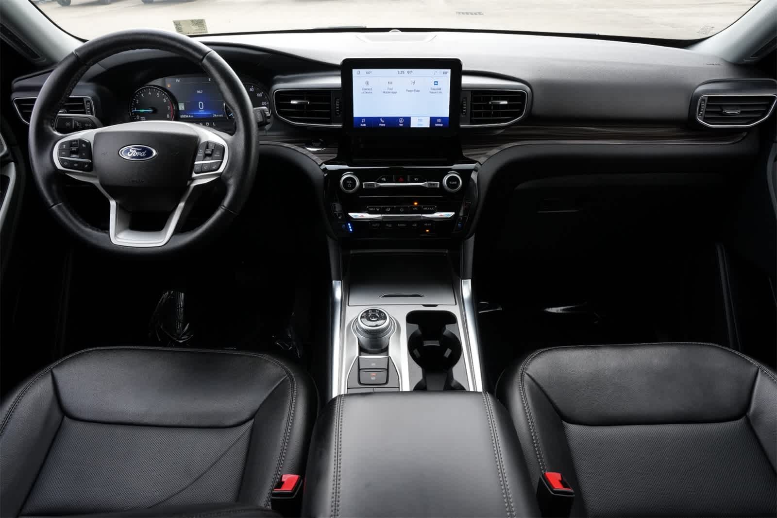 Thumbnail: 2022 Ford Explorer - 7