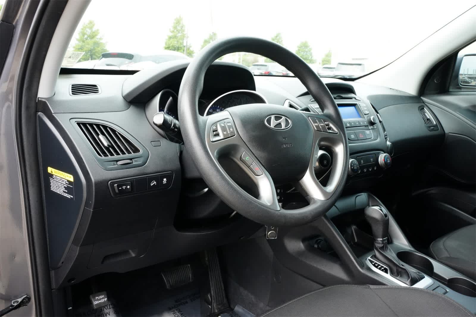Thumbnail: 2014 Hyundai Tucson - 16